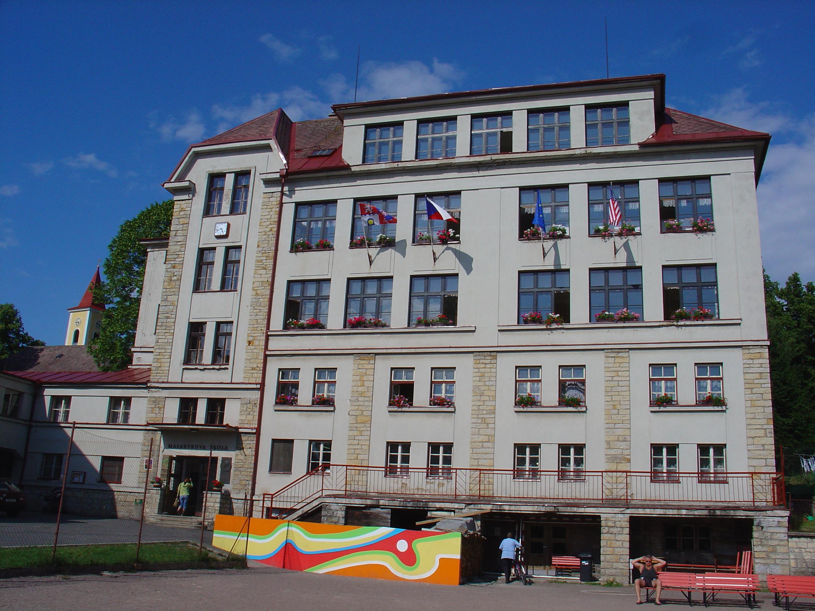 Masarykova ZŠ a MŠ Kunvald foto 2