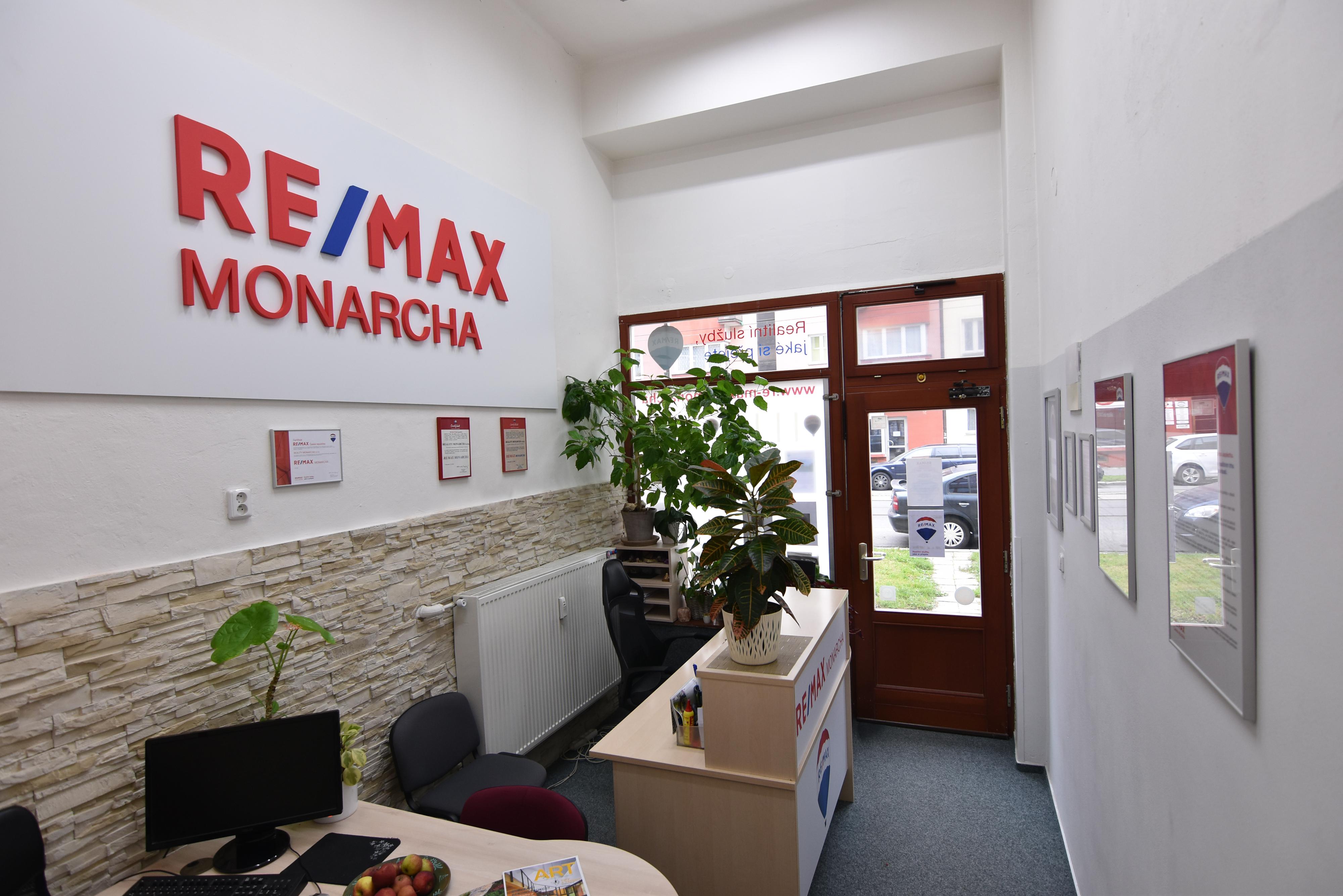 RE/MAX MONARCHA foto 6