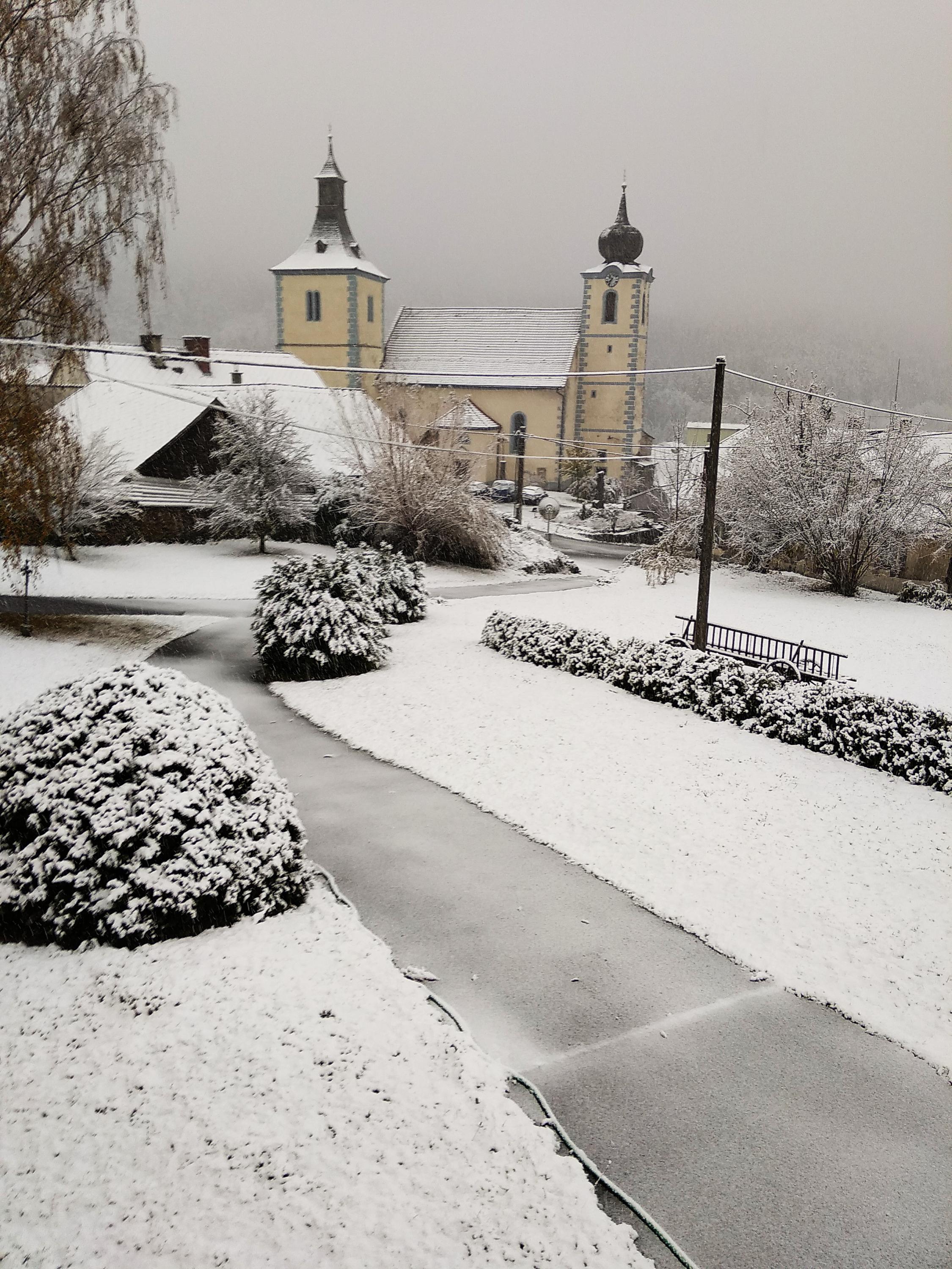Římskokatolická farnost Velhartice foto 2