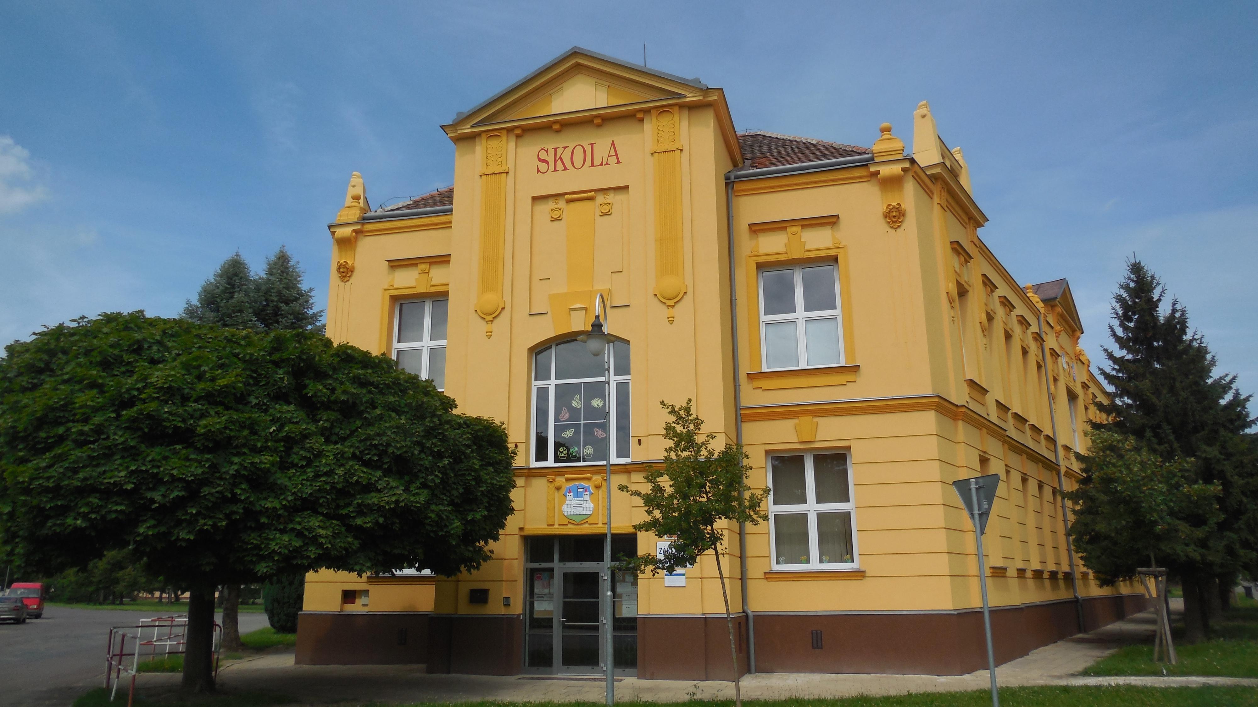 Základní škola a Mateřská škola, Jaroslavice, okres Znojmo, příspěvková organizace