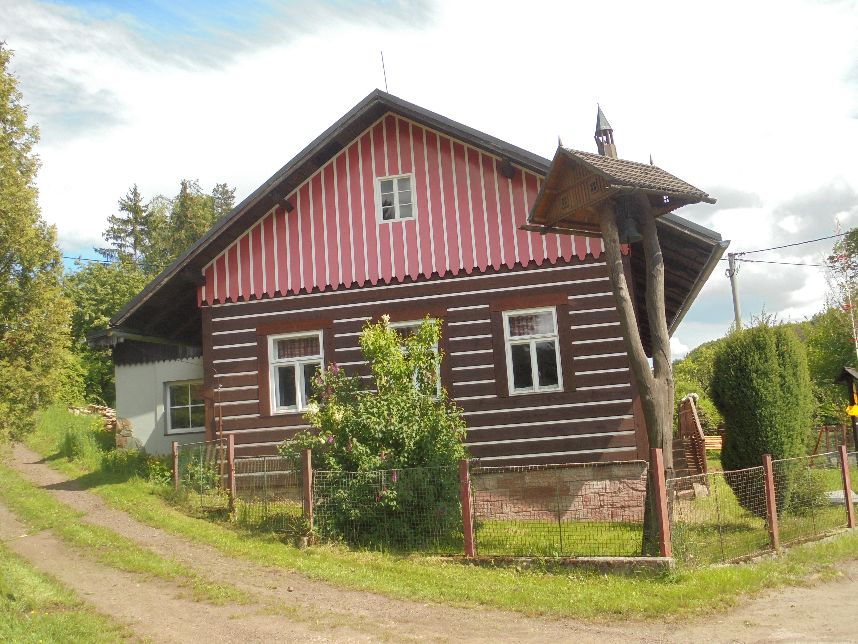Kyje - obecní úřad foto 2