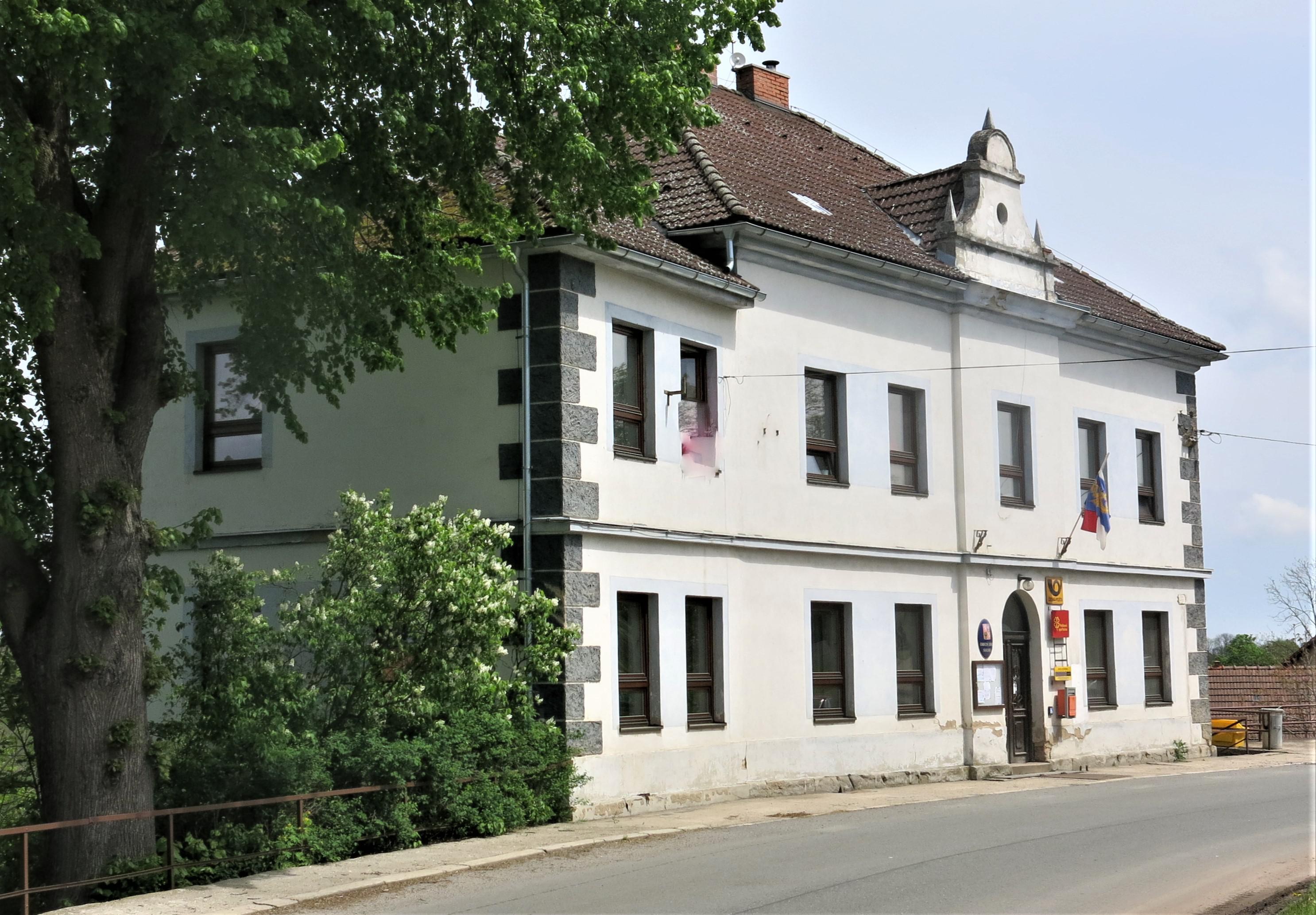 Skalsko - obecní úřad foto 2