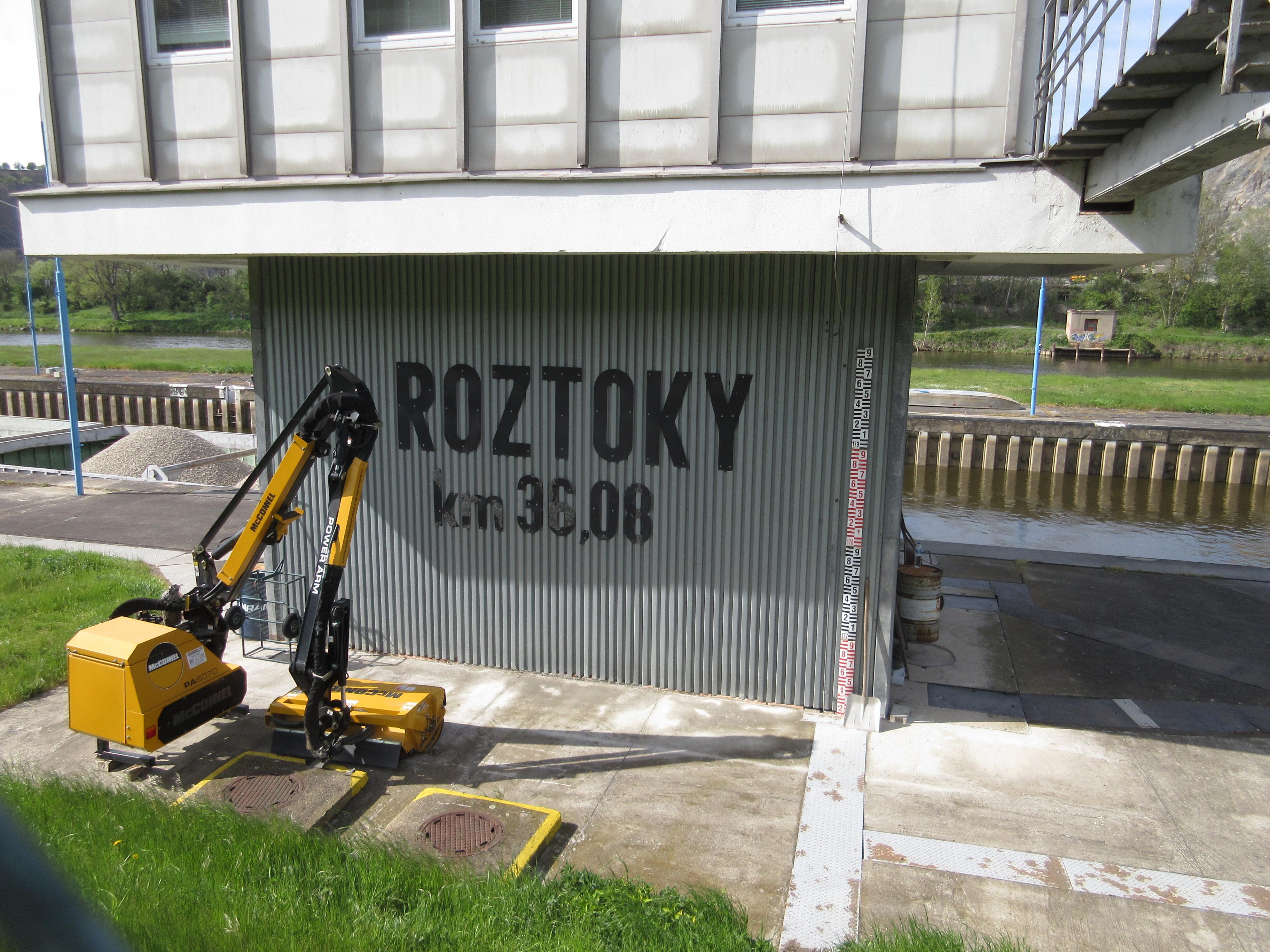 Plavební komora Roztoky foto 4