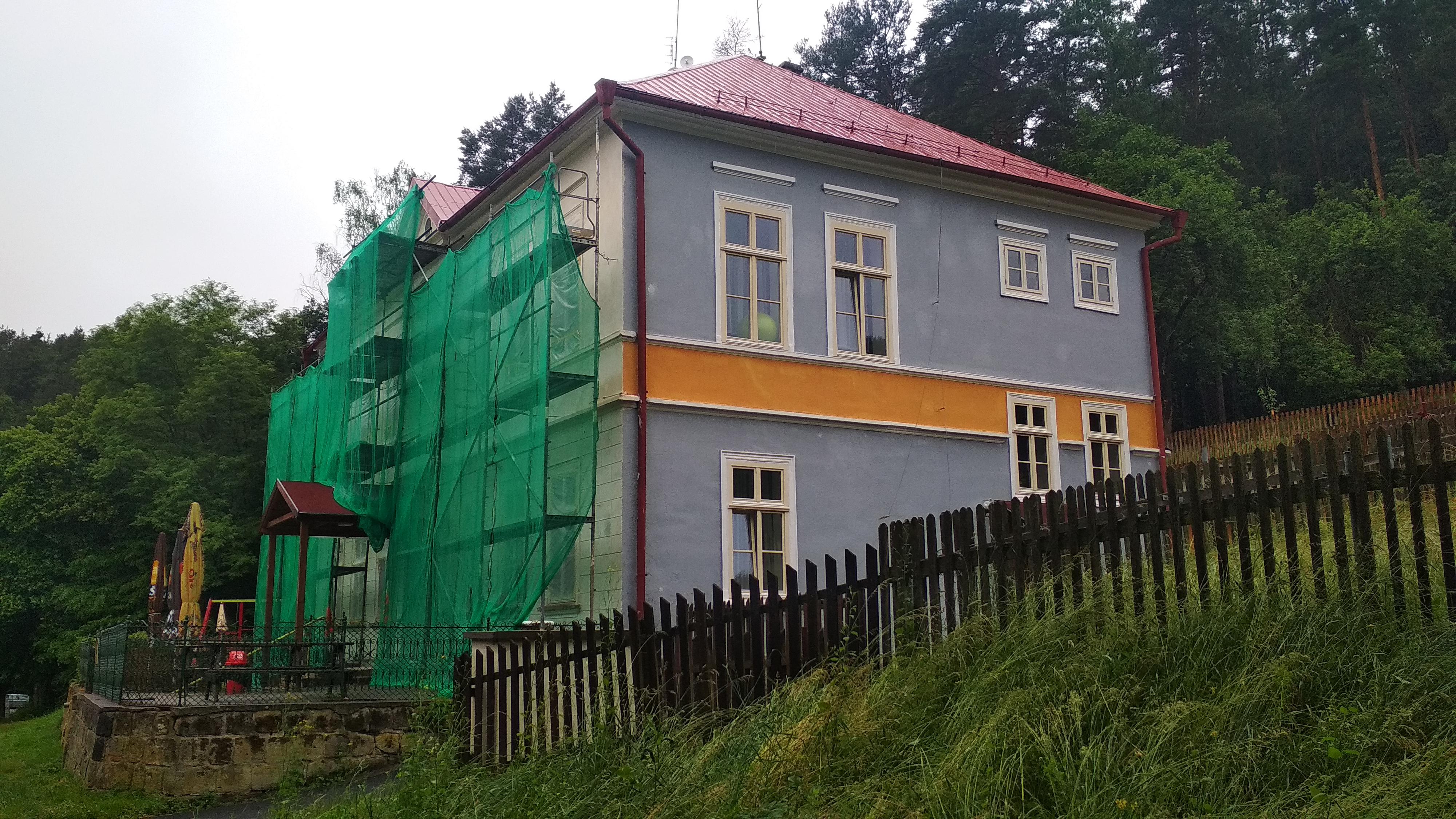 Blatce - obecní úřad foto 2