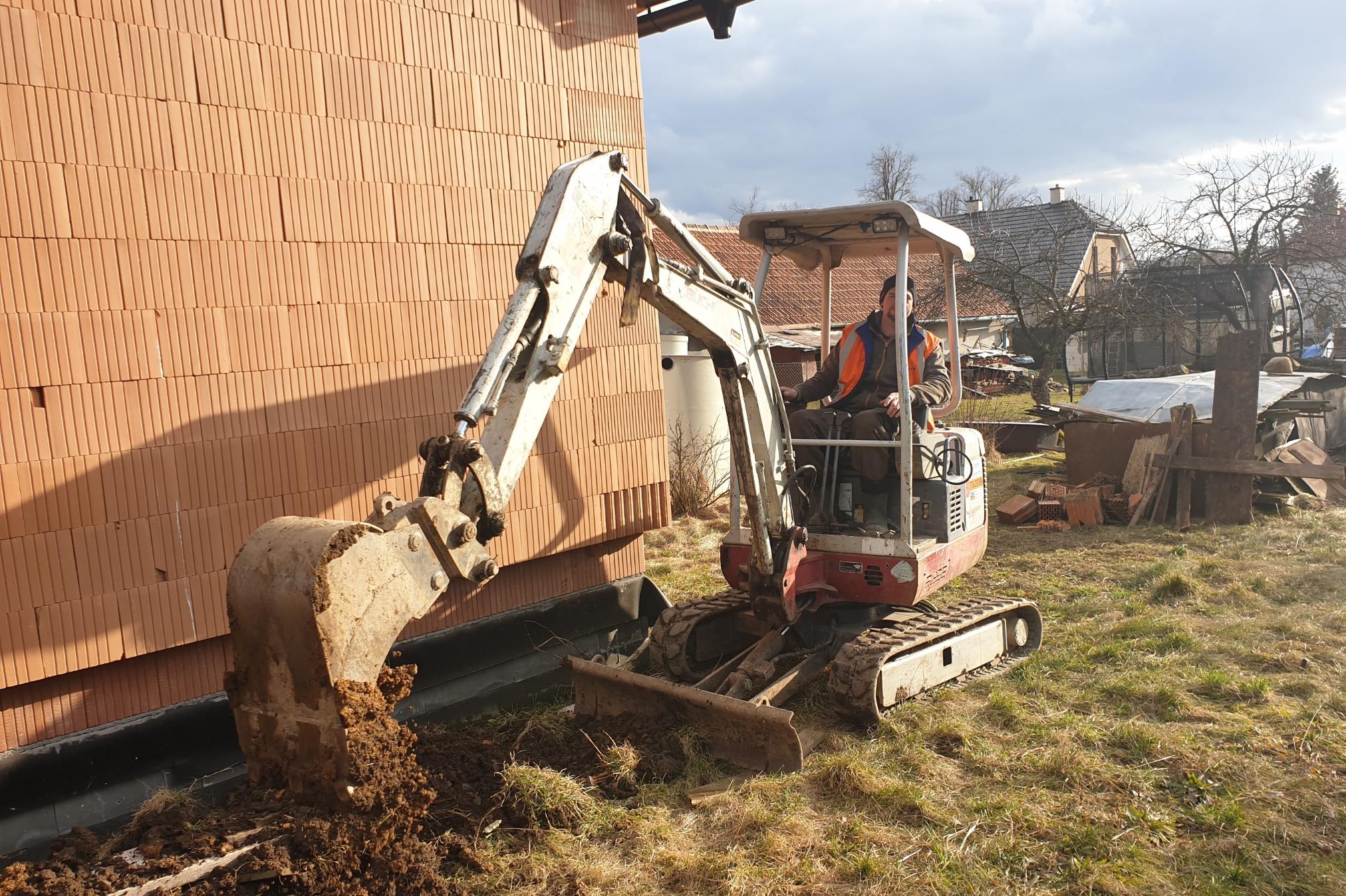 Půjčovna Minibagrů