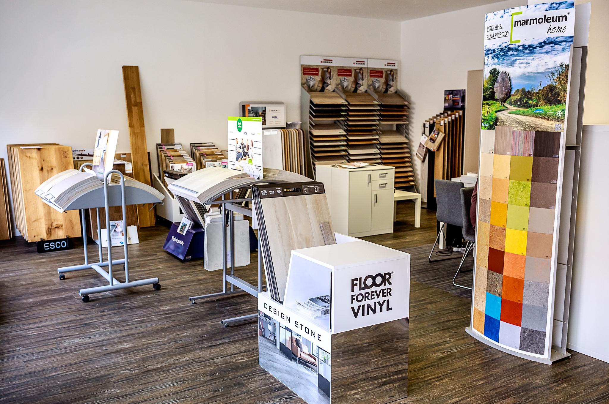 AZPUBLIC podlahy dveře