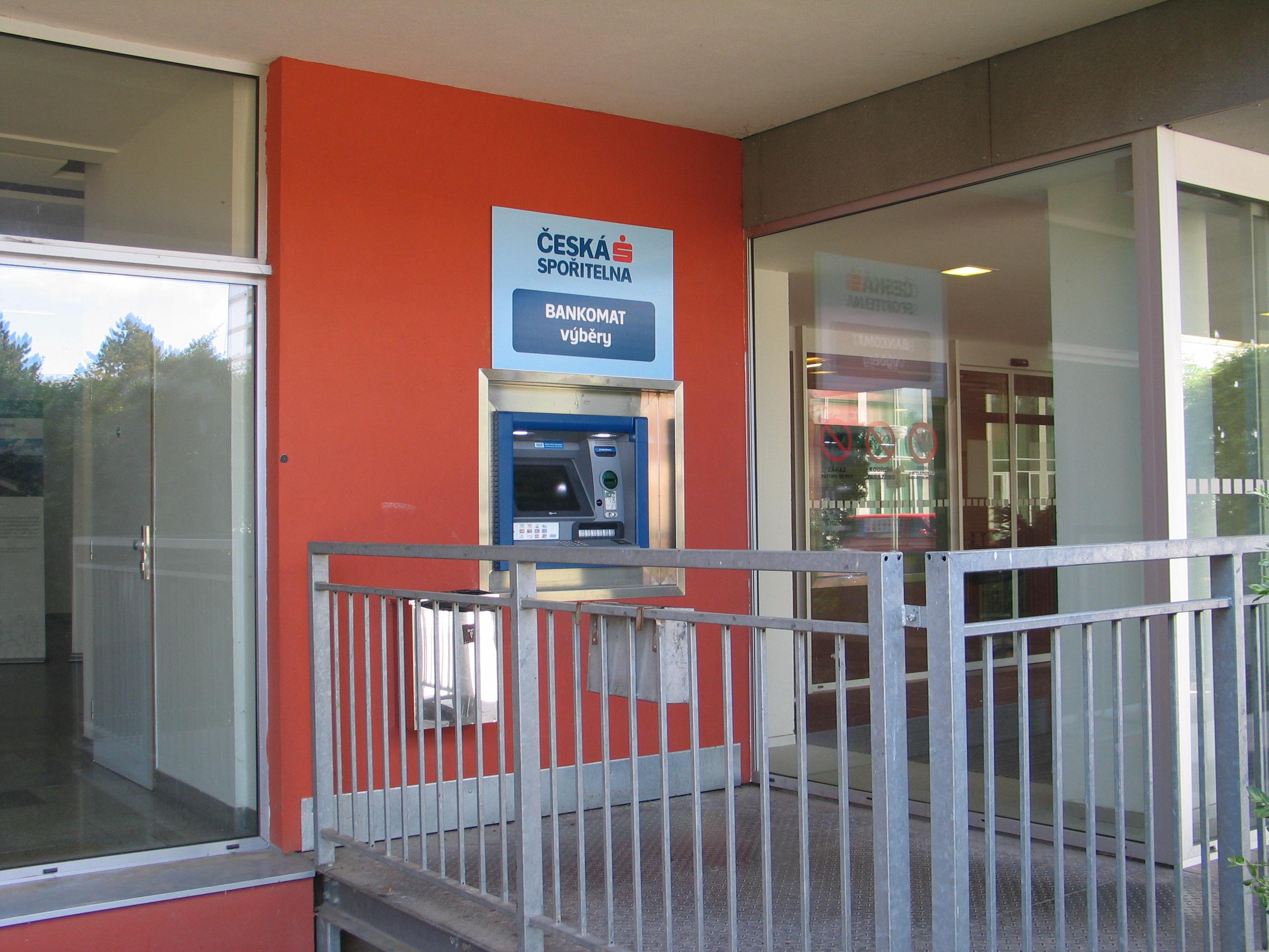 Bankomat České spořitelny foto 1