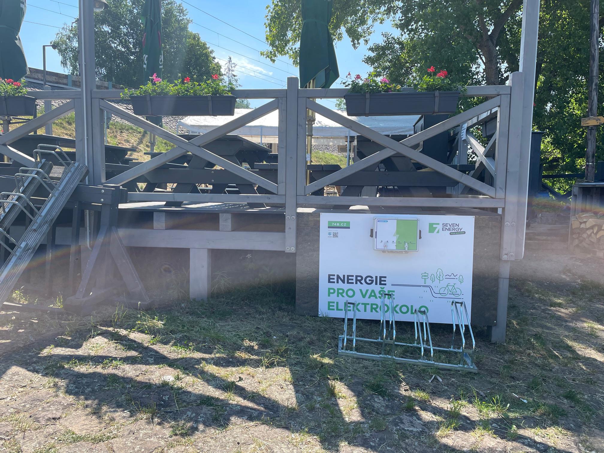 Nabíjecí stanice Občerstvení U Přívozu foto 5