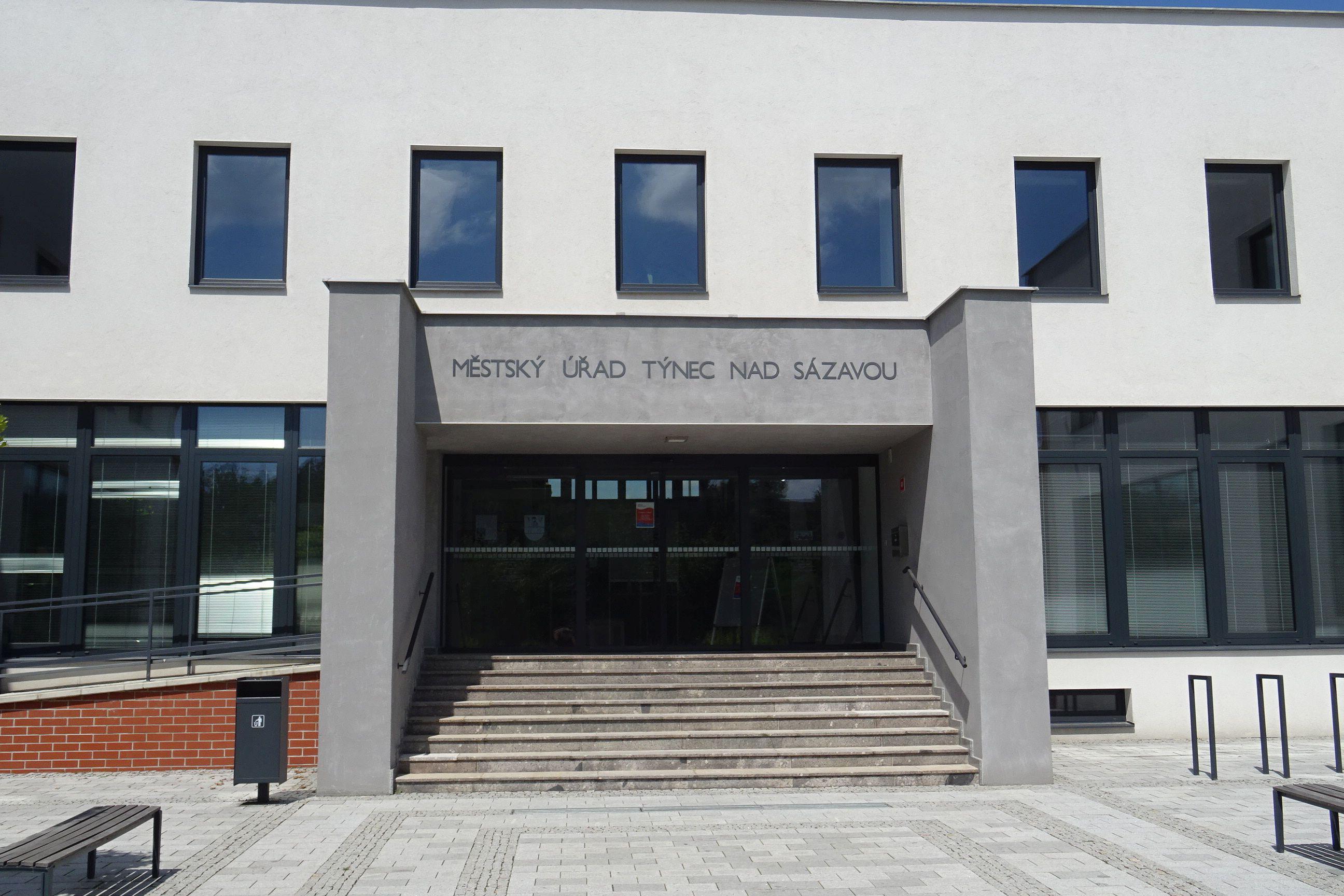 Týnec nad Sázavou - městský úřad foto 6