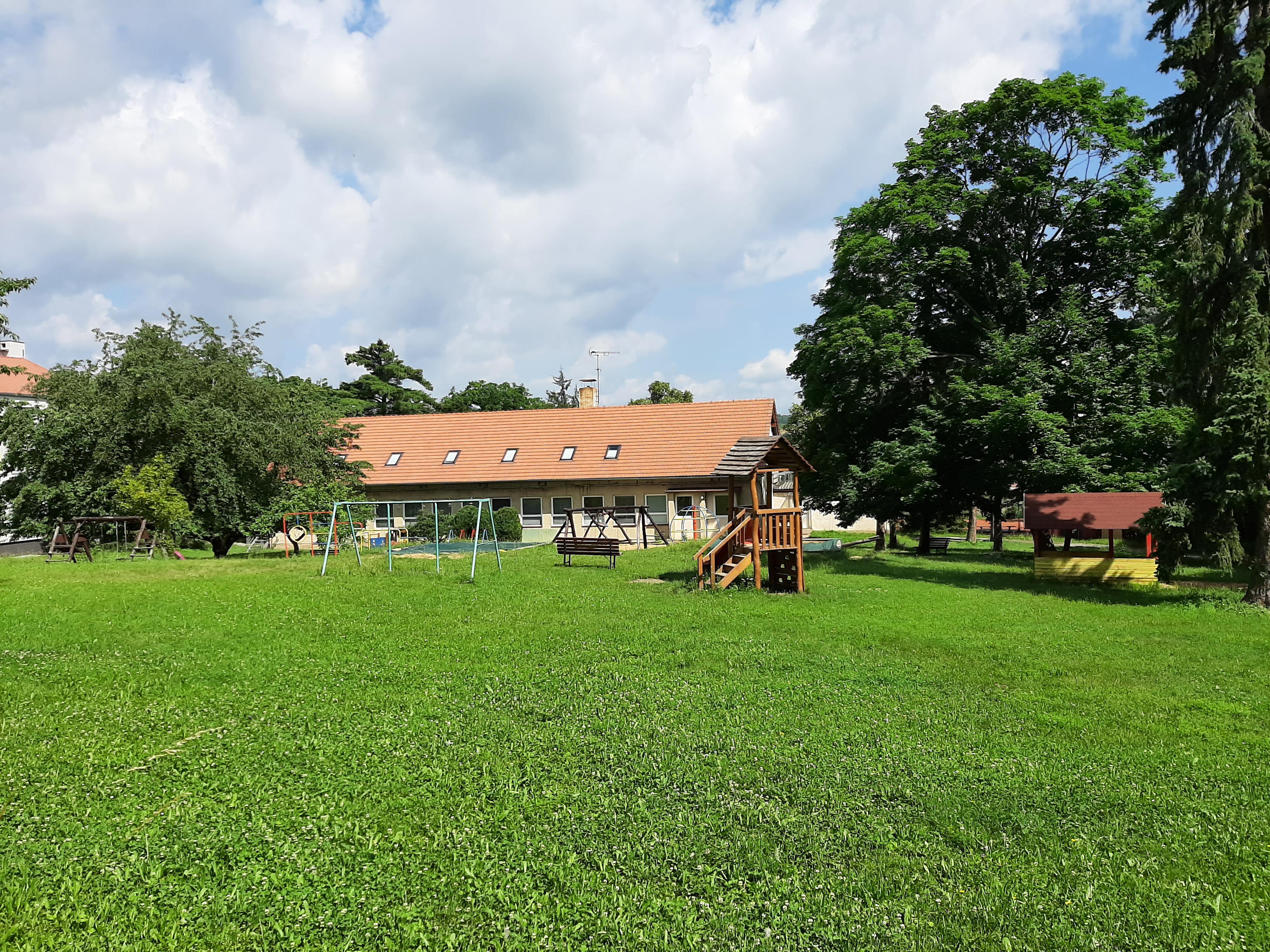 Mateřská škola V zámeckém parku 178 foto 2