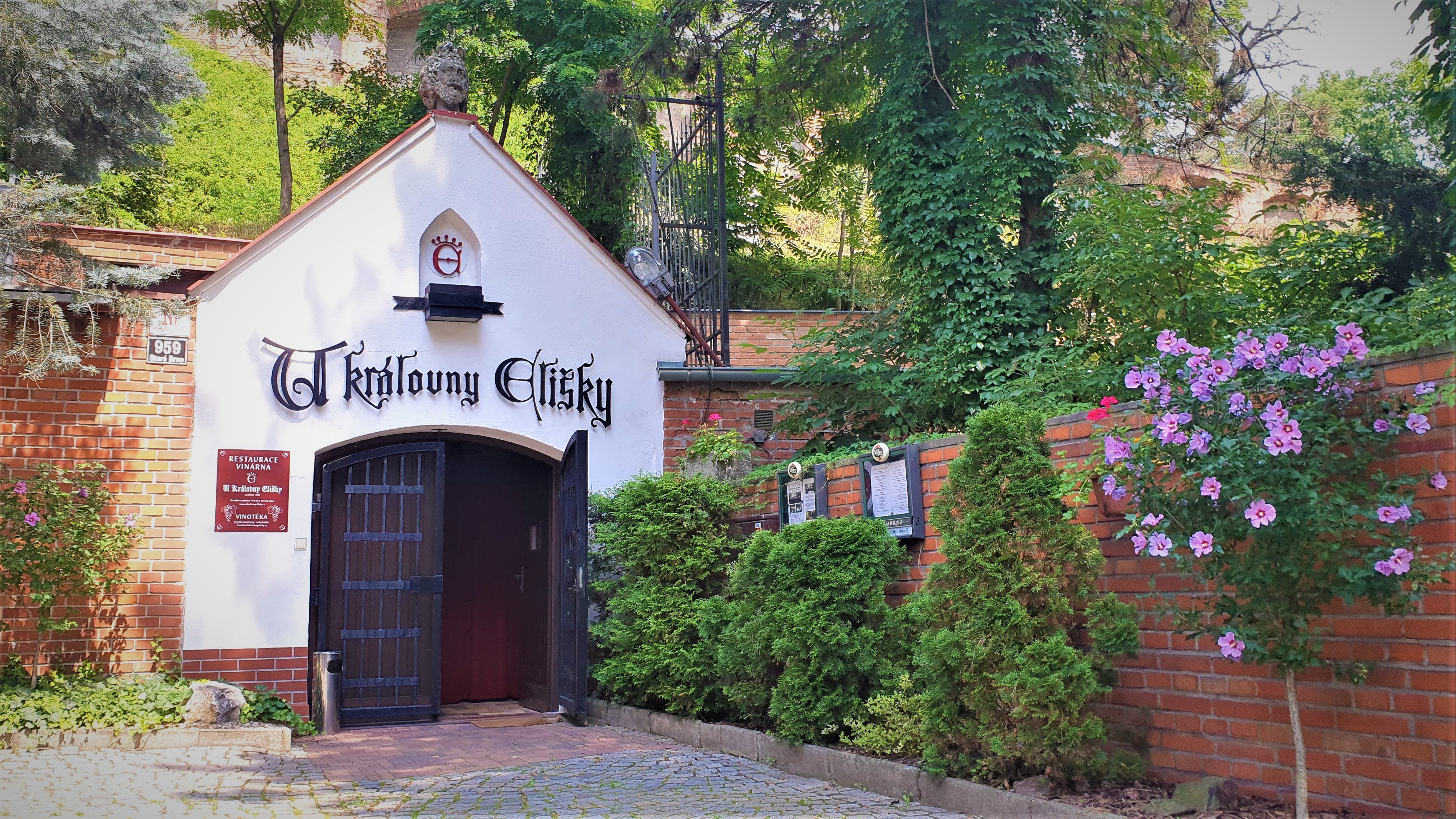 U KRÁLOVNY ELIŠKY, a.s. foto 2