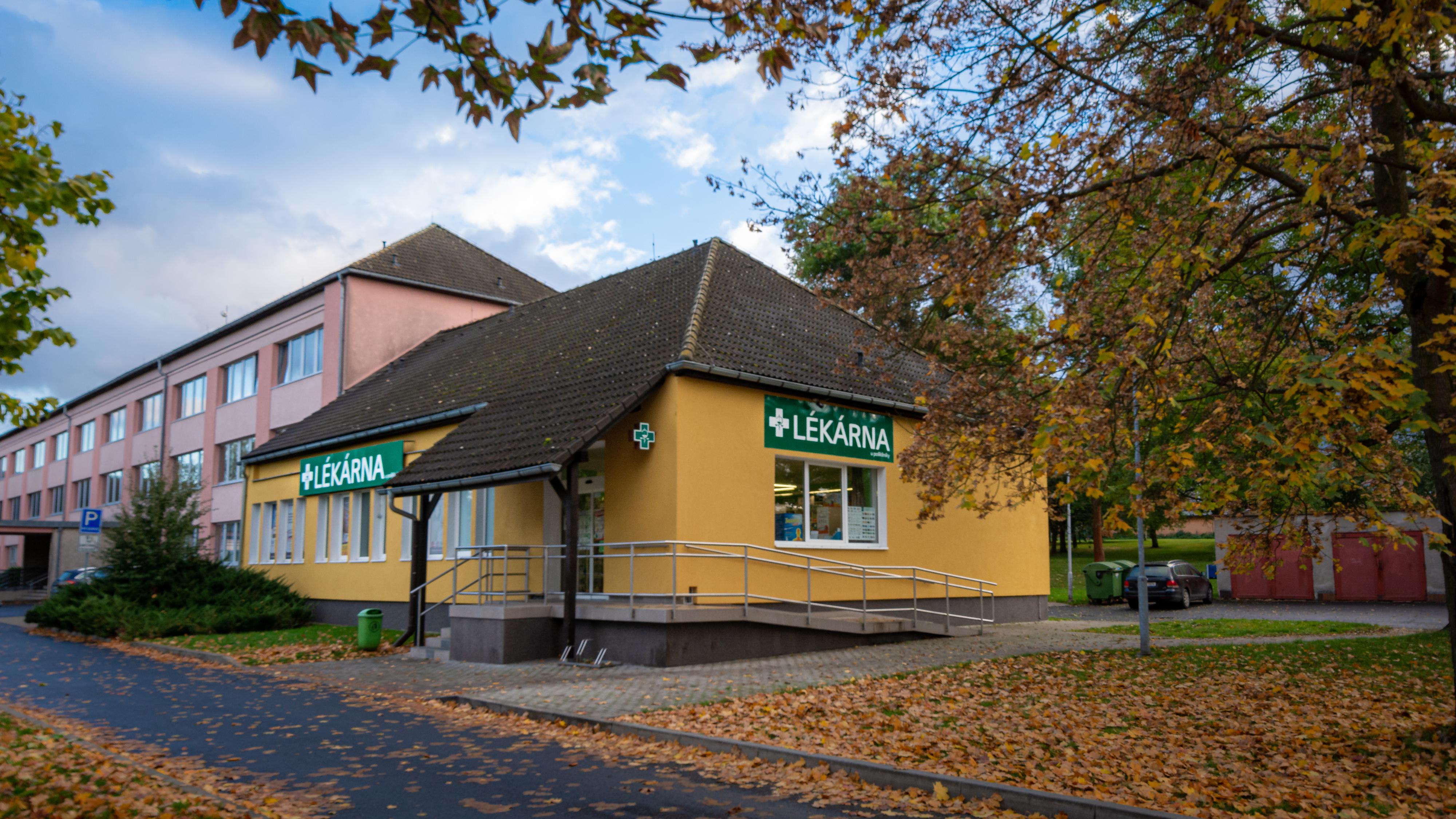 Lékárna u polikliniky foto 2