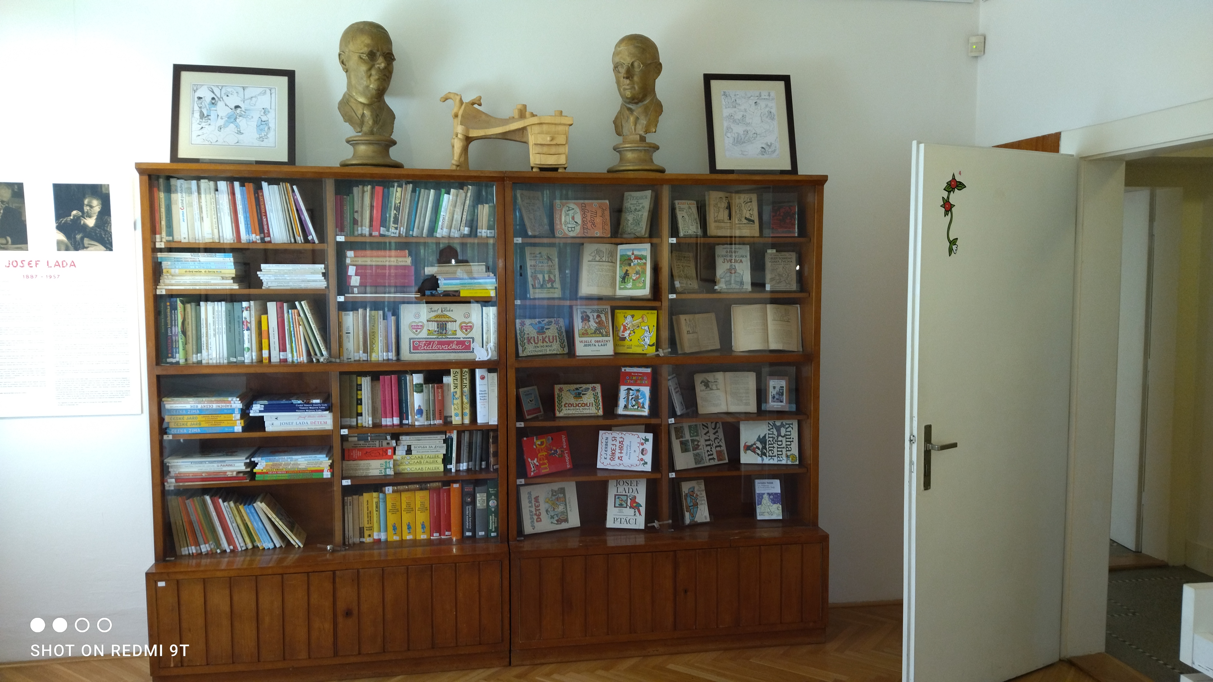 Památník Josefa Lady a jeho dcery Aleny foto 4