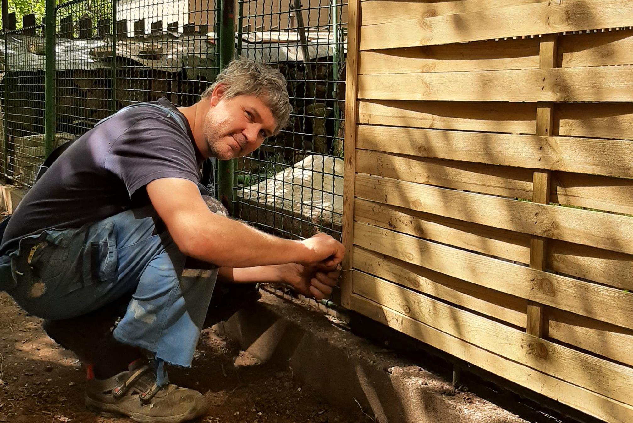 Hodinový manžel Alex - Tomáš Tropp