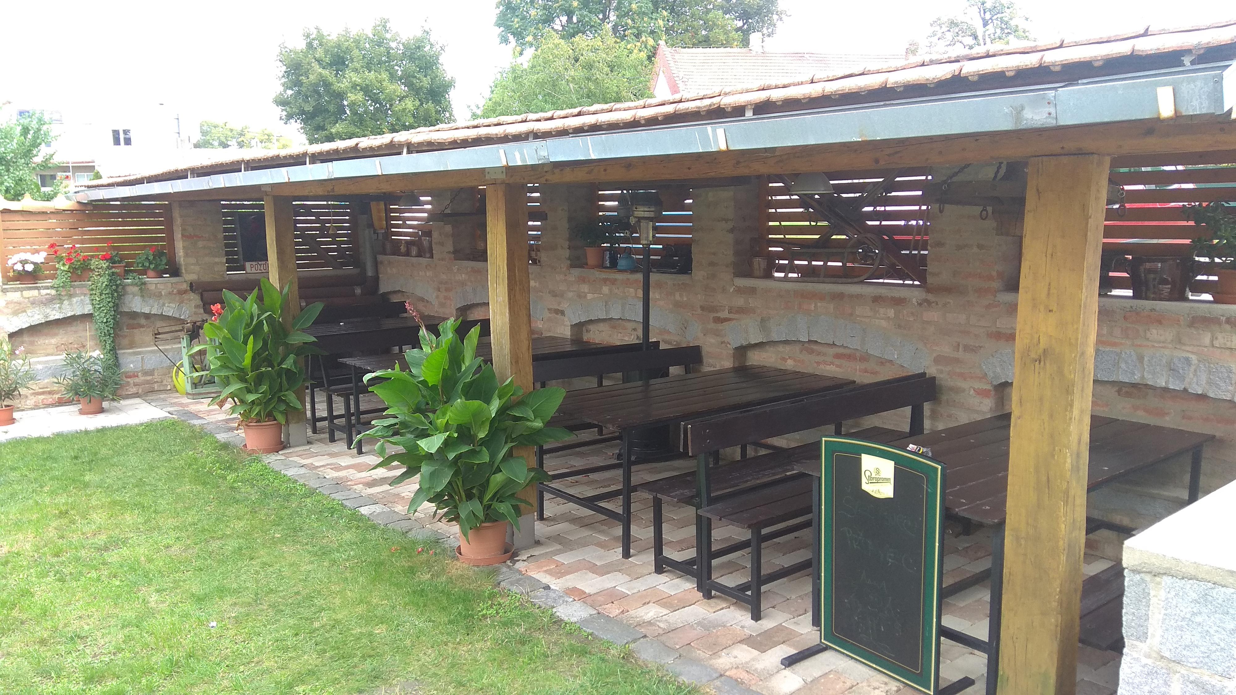 Pohostinství a vinárna U Šveca foto 3