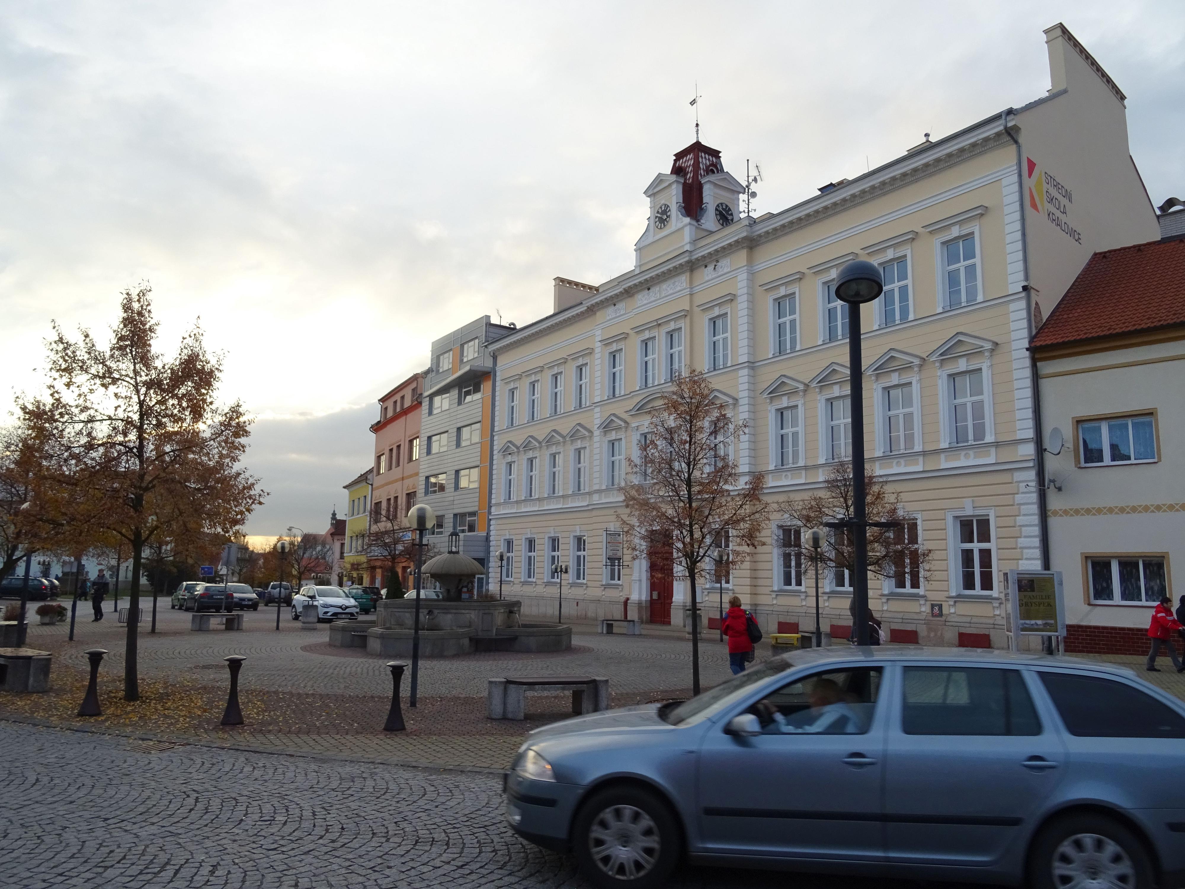 Střední škola Kralovice, náměstí Osvobození 32 foto 3