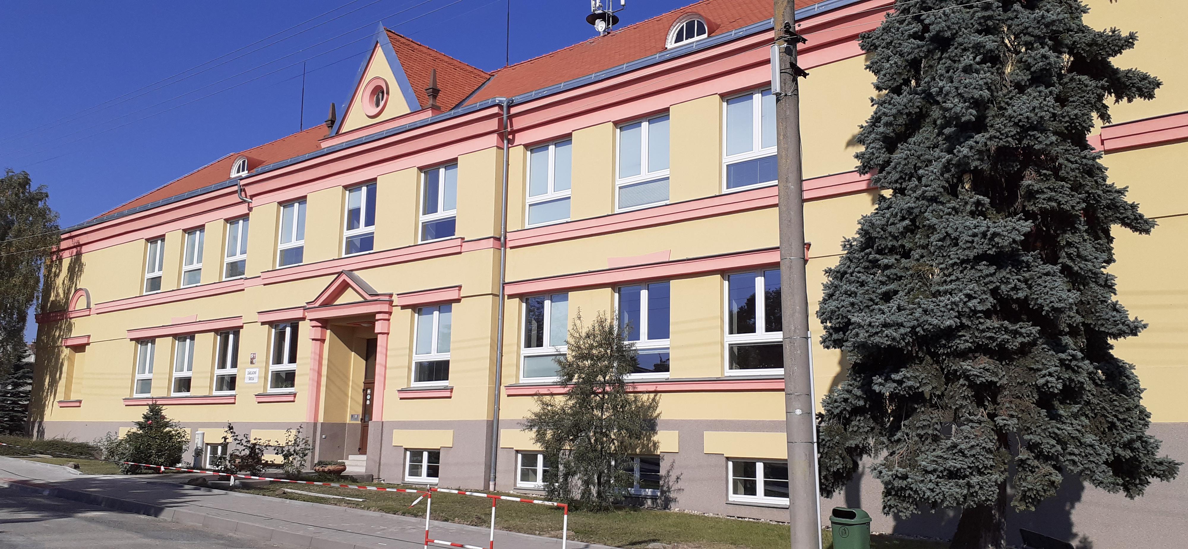 ZŠ a MŠ Višňové foto 4