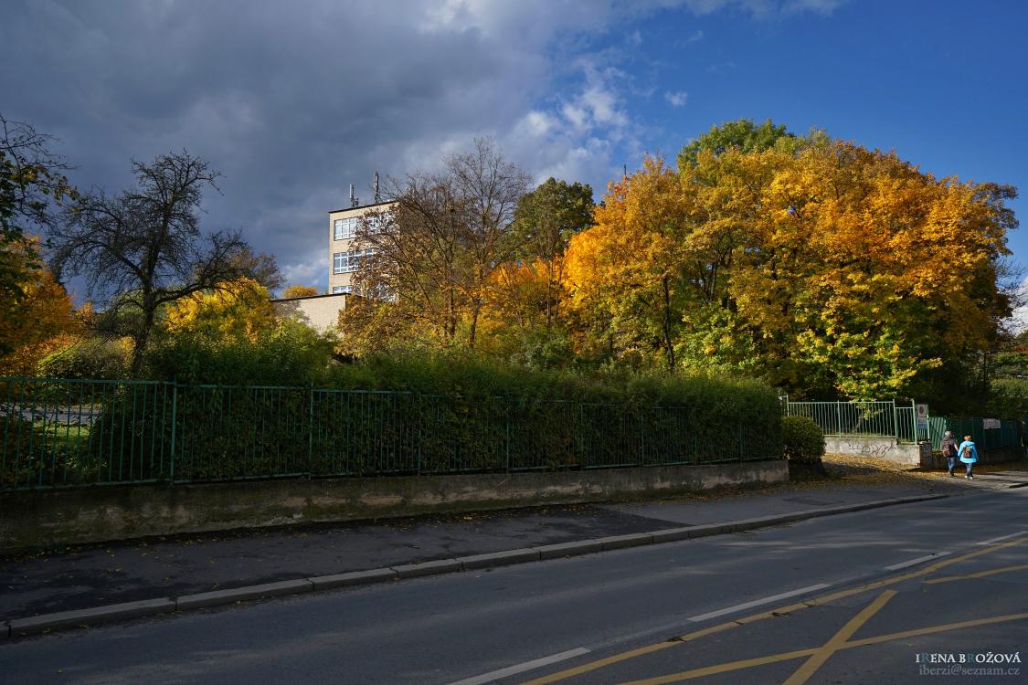SPŠ zeměměřická a Geografické gymnázium Praha foto 3