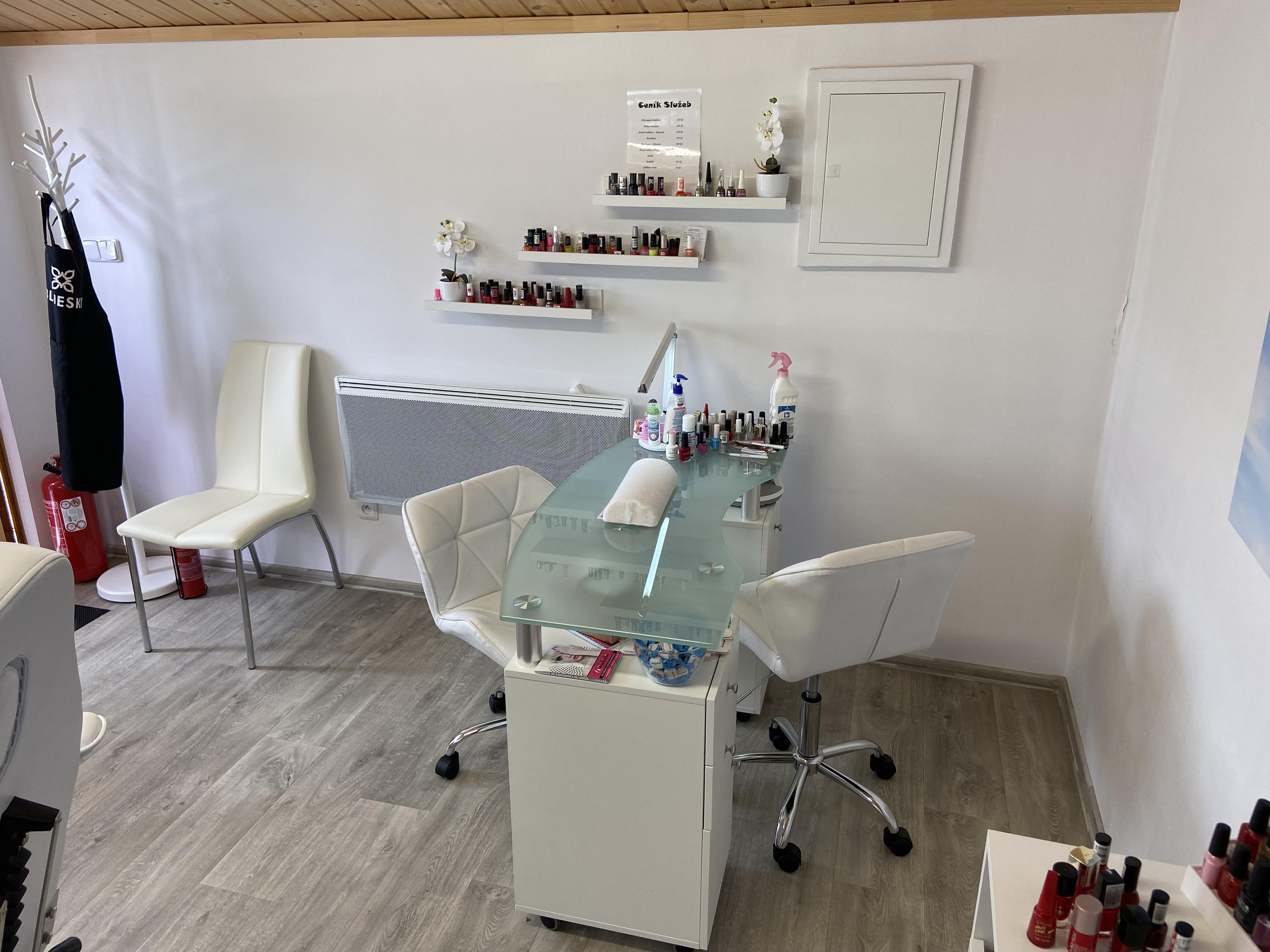 Brigita Ševečková - pedikúra a manikúra foto 3