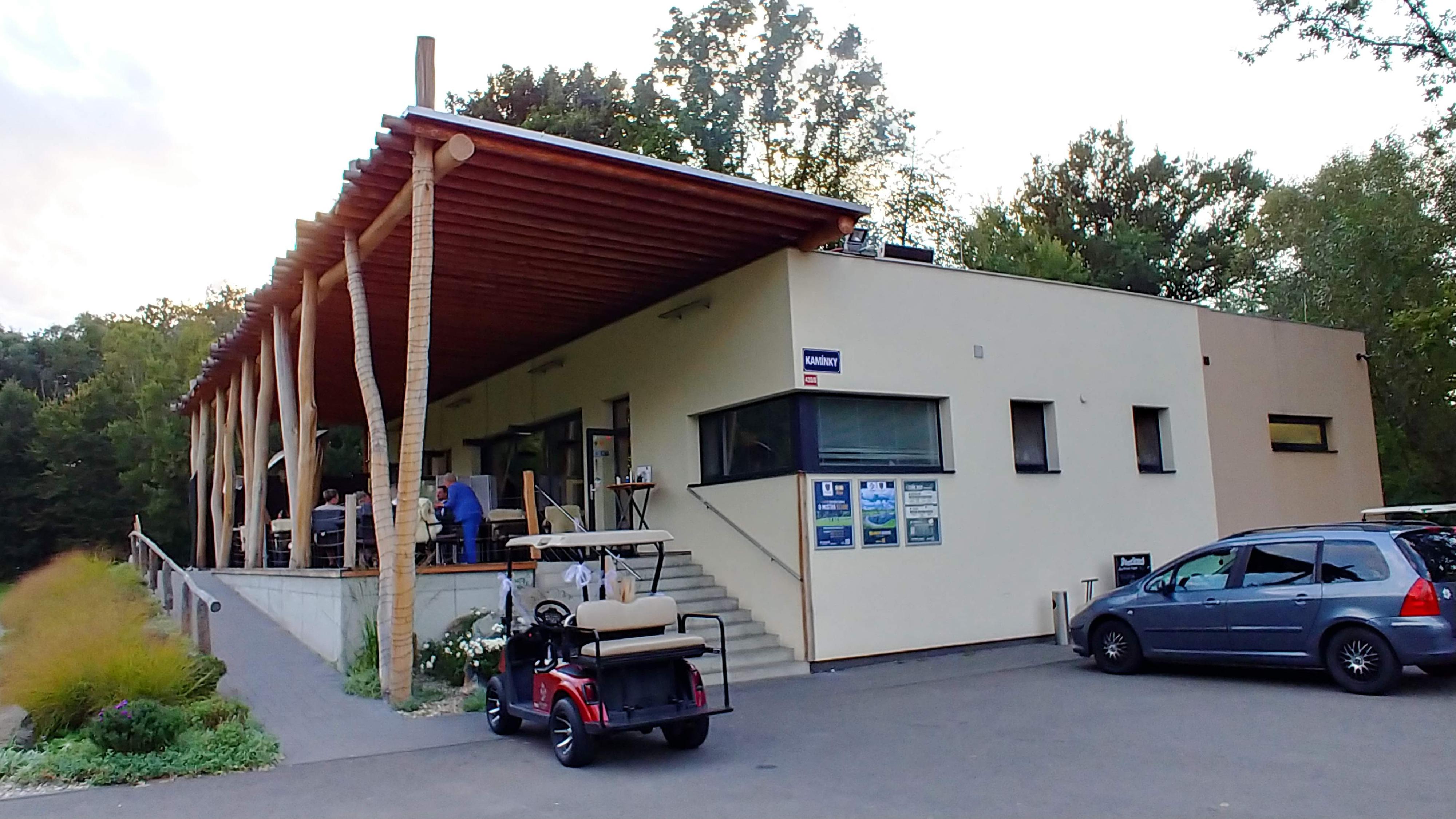 Restaurace a kavárna Golf Park Lhotka foto 2