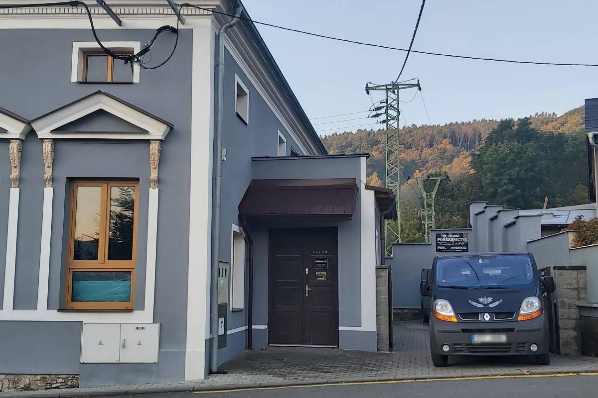 Chair. Libor Smetana, s.r.o.