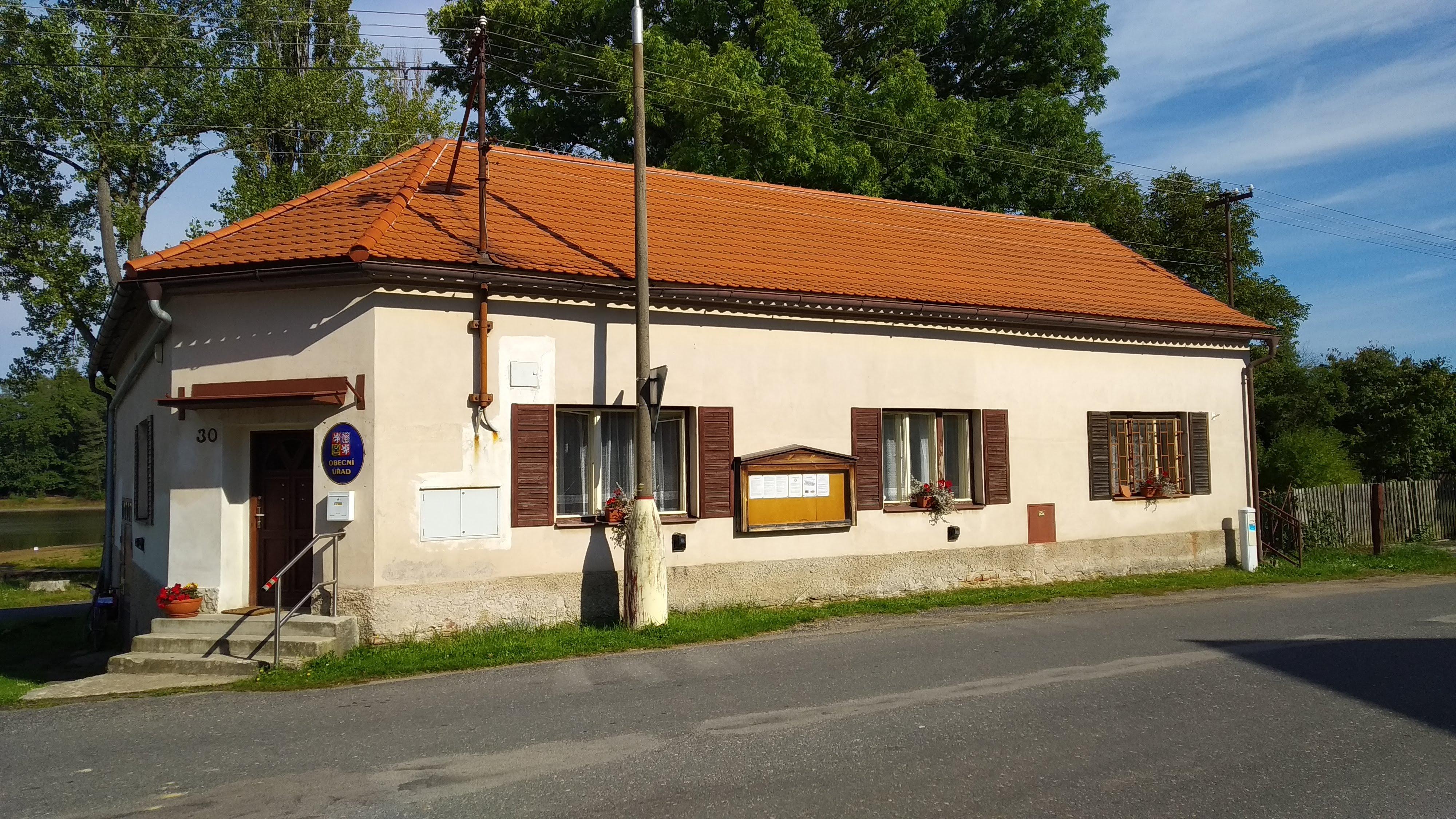 Obecní úřad Zbýšov foto 5