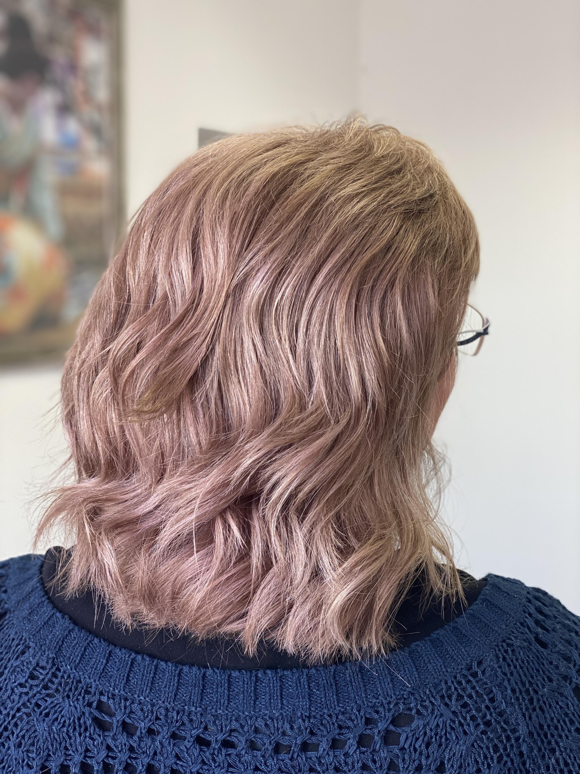 Galerie krásy - kadeřnictví Iwona Zajícová foto 3