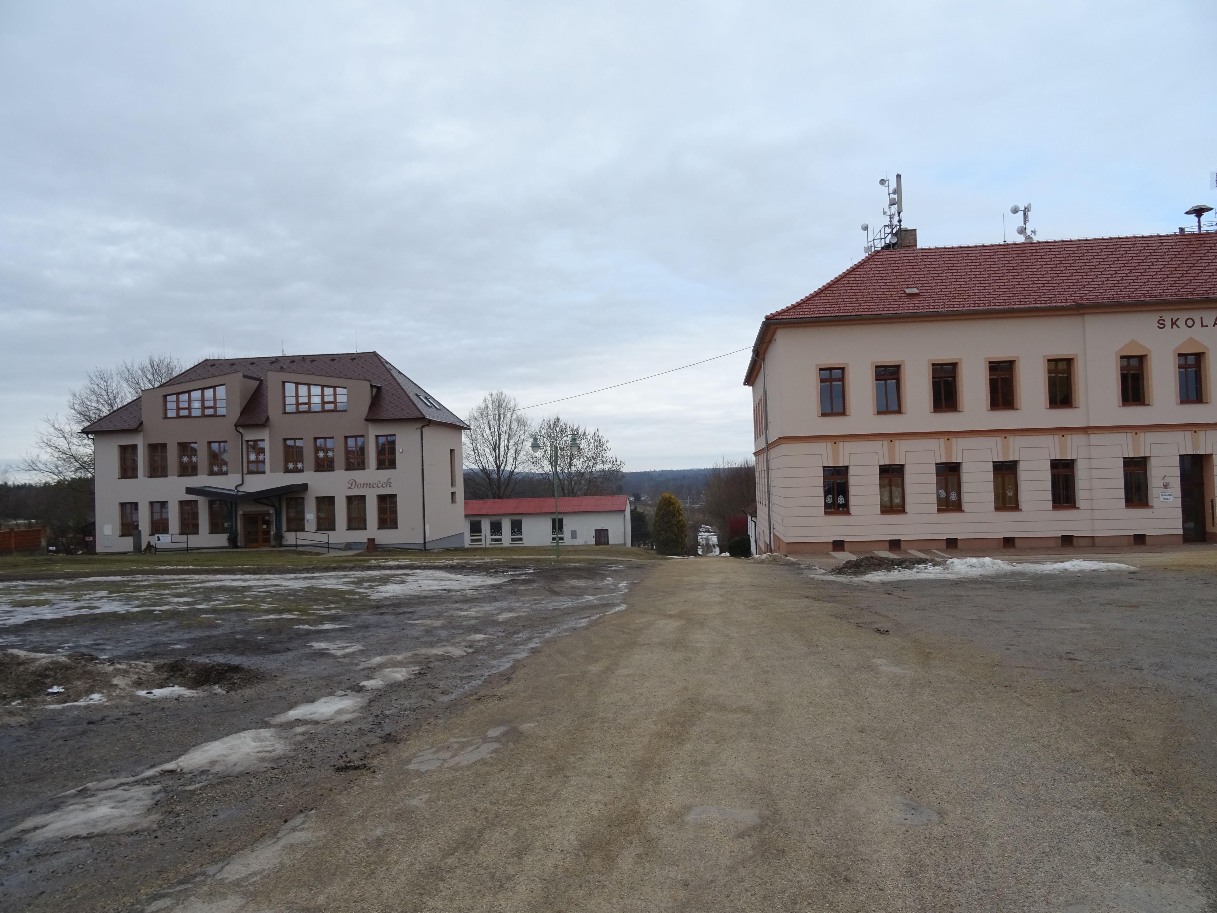 Knihovna Městyse Chlum u Třeboně foto 2