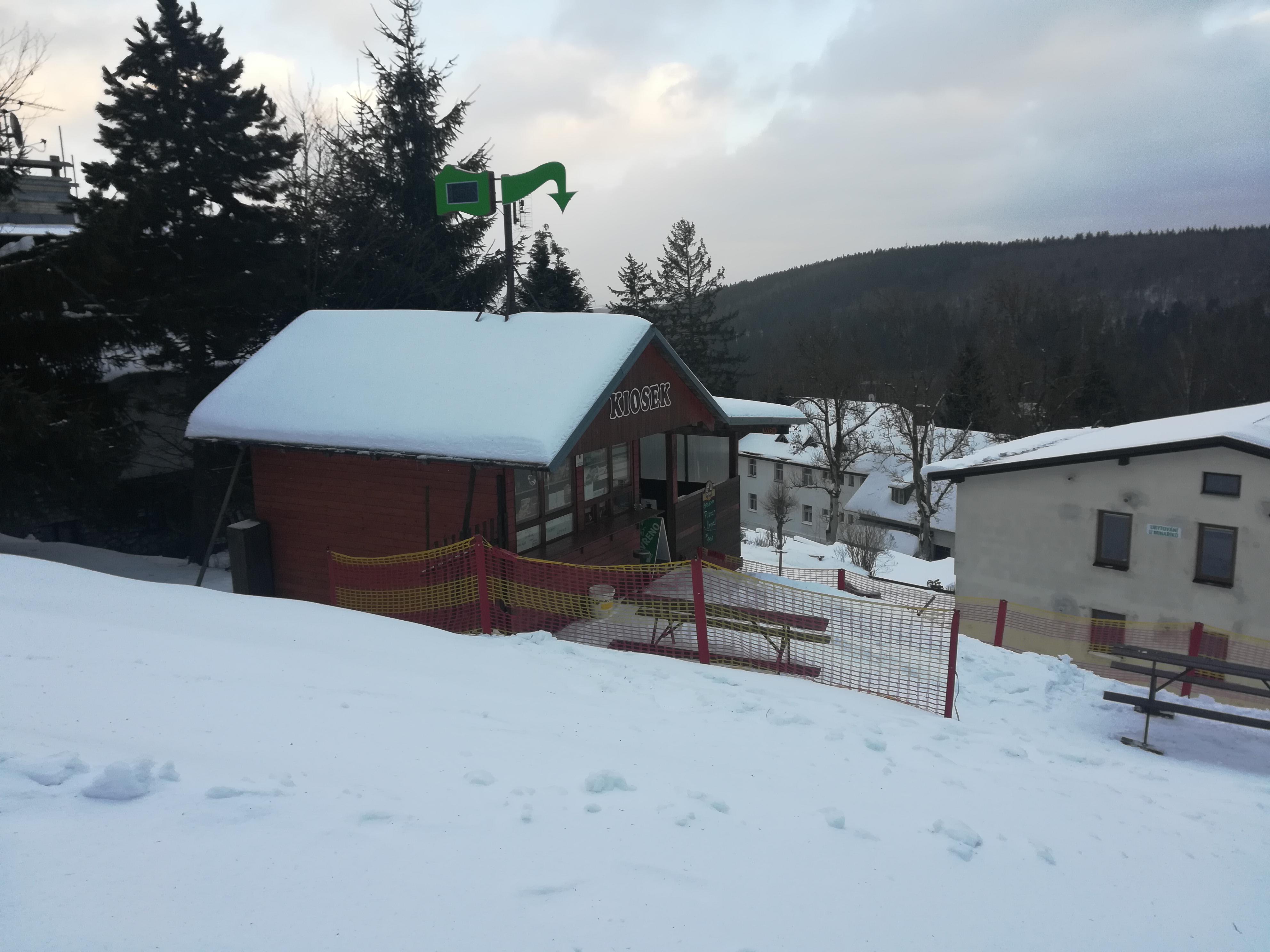 Kiosek Lyžařská 	280 foto 5