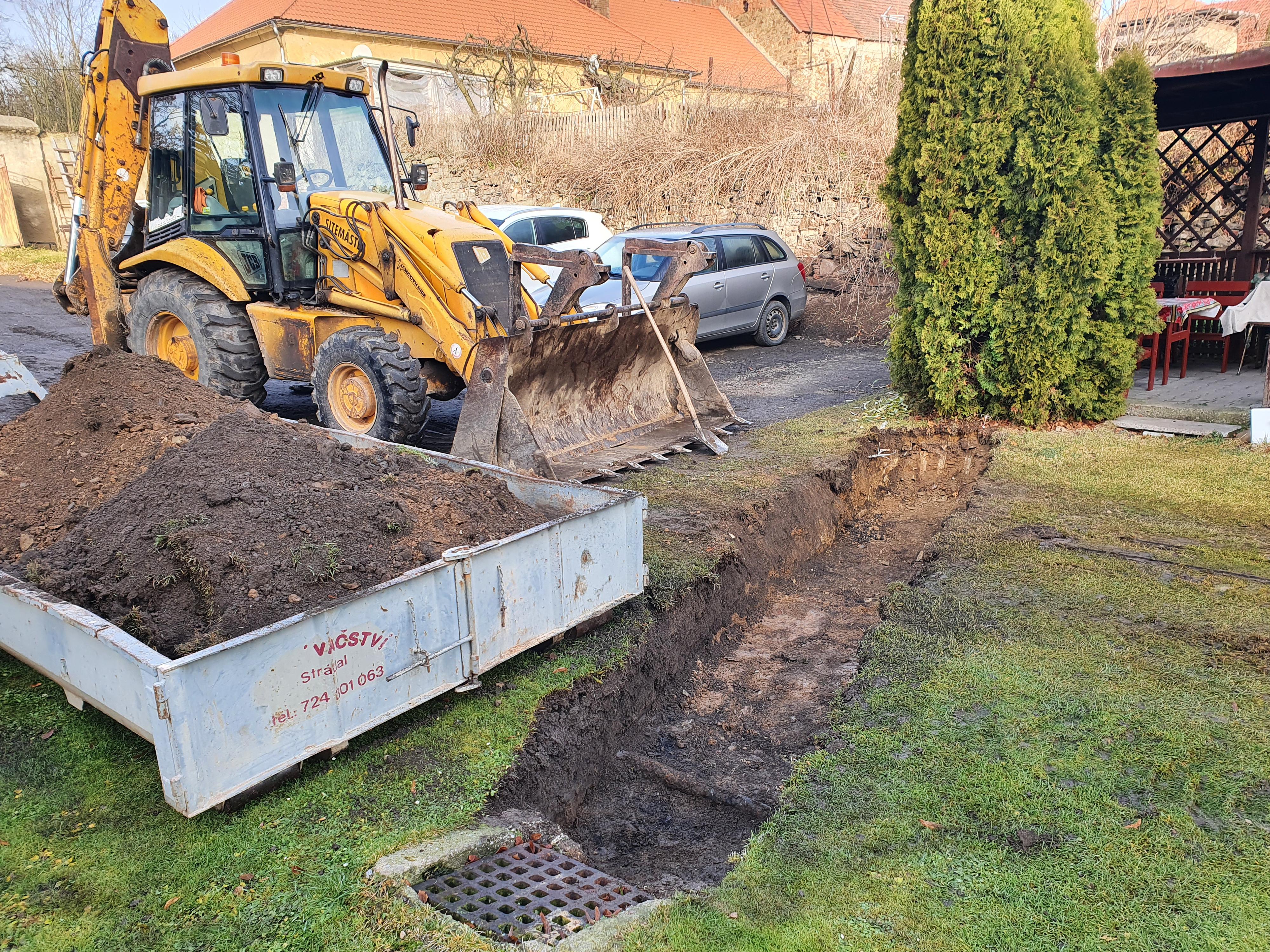 Zemní práce Jiří Uhrin foto 2