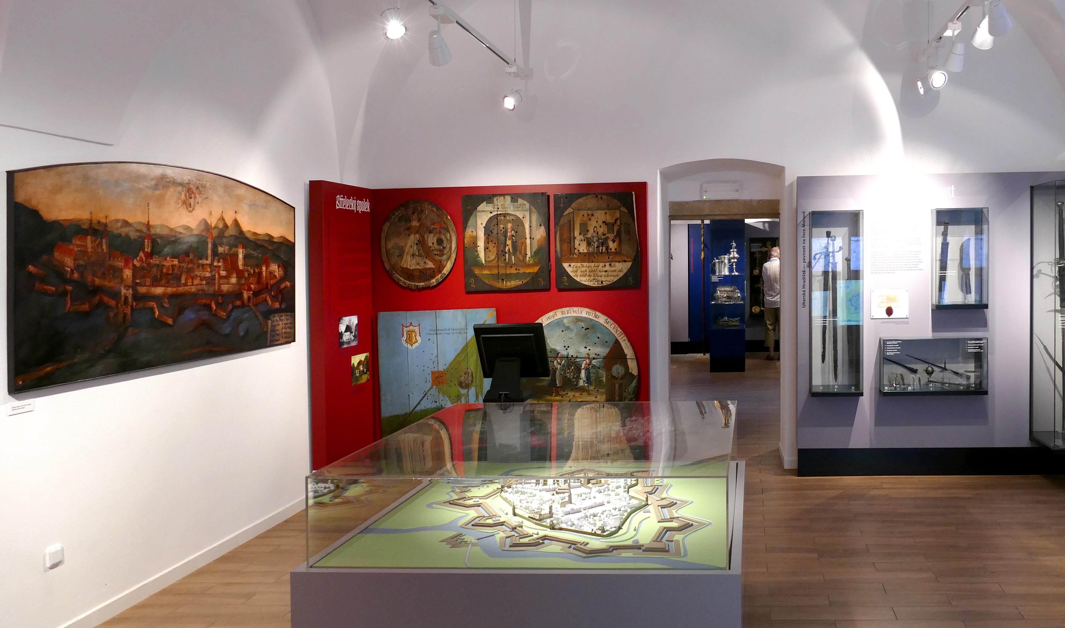 Uherské Hradiště – město královské foto 2