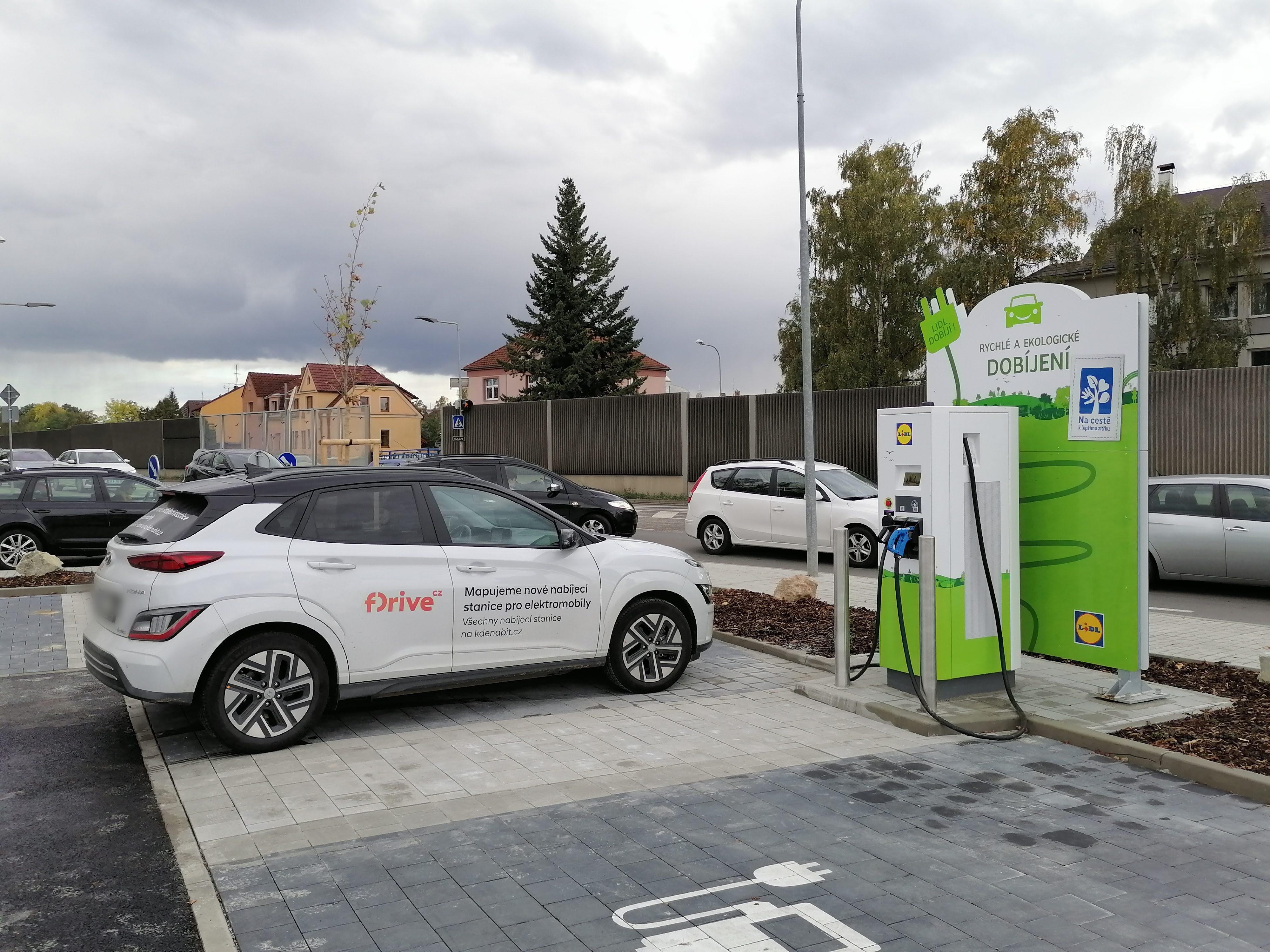 Nabíjecí stanice Lidl