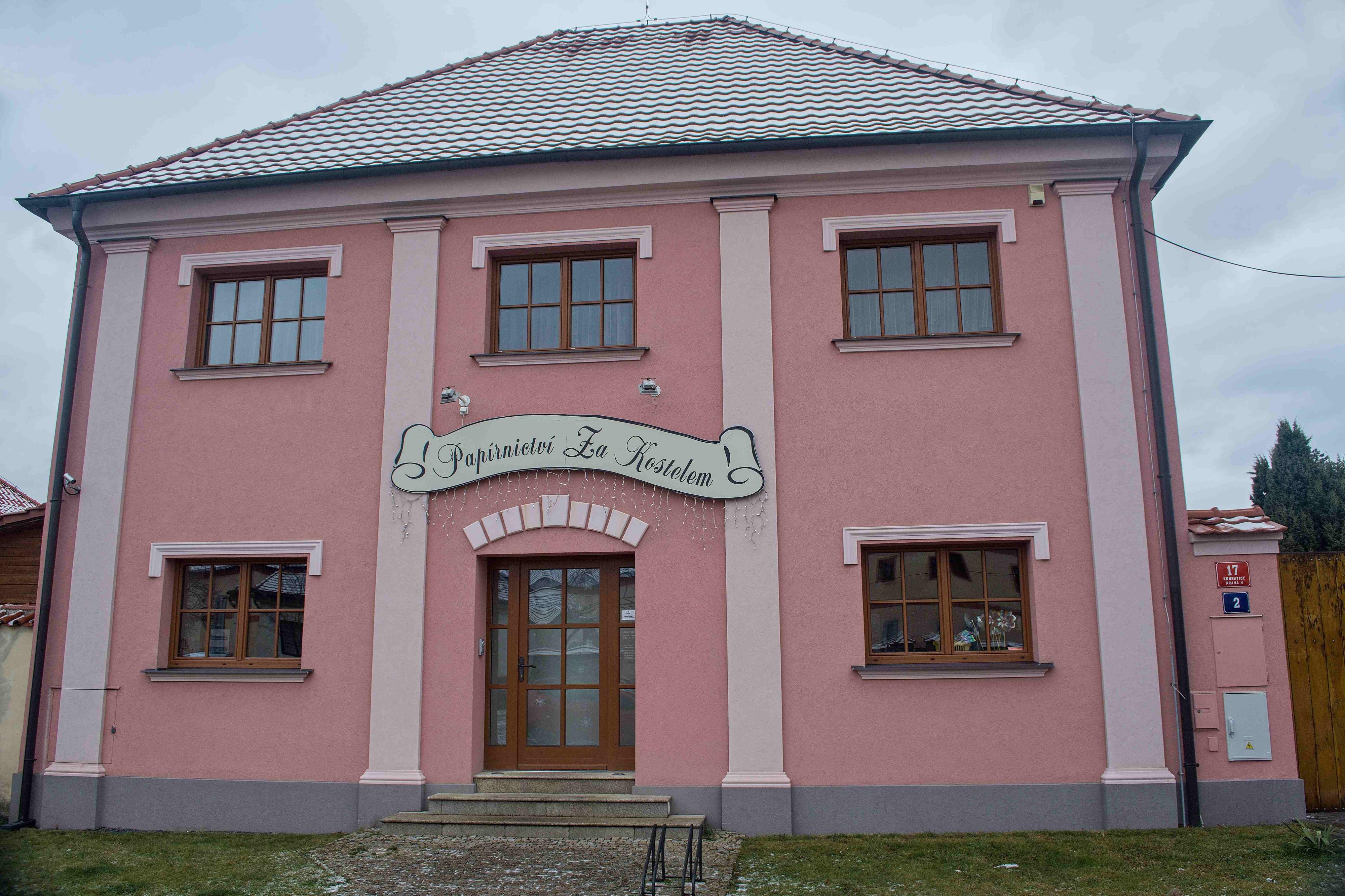 Papírnictví Za Kostelem foto 4