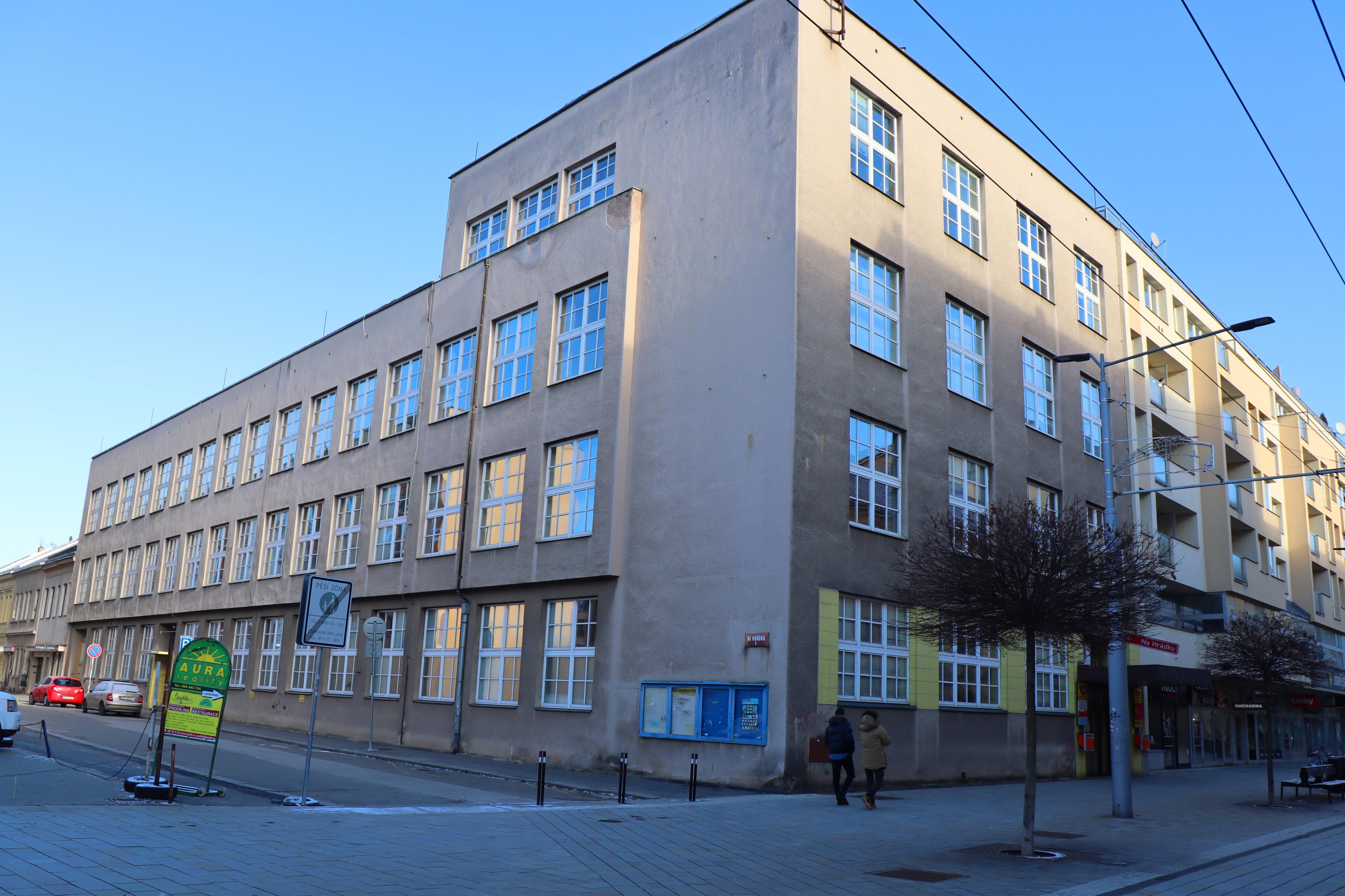 Pošta Pardubice 1 foto 2