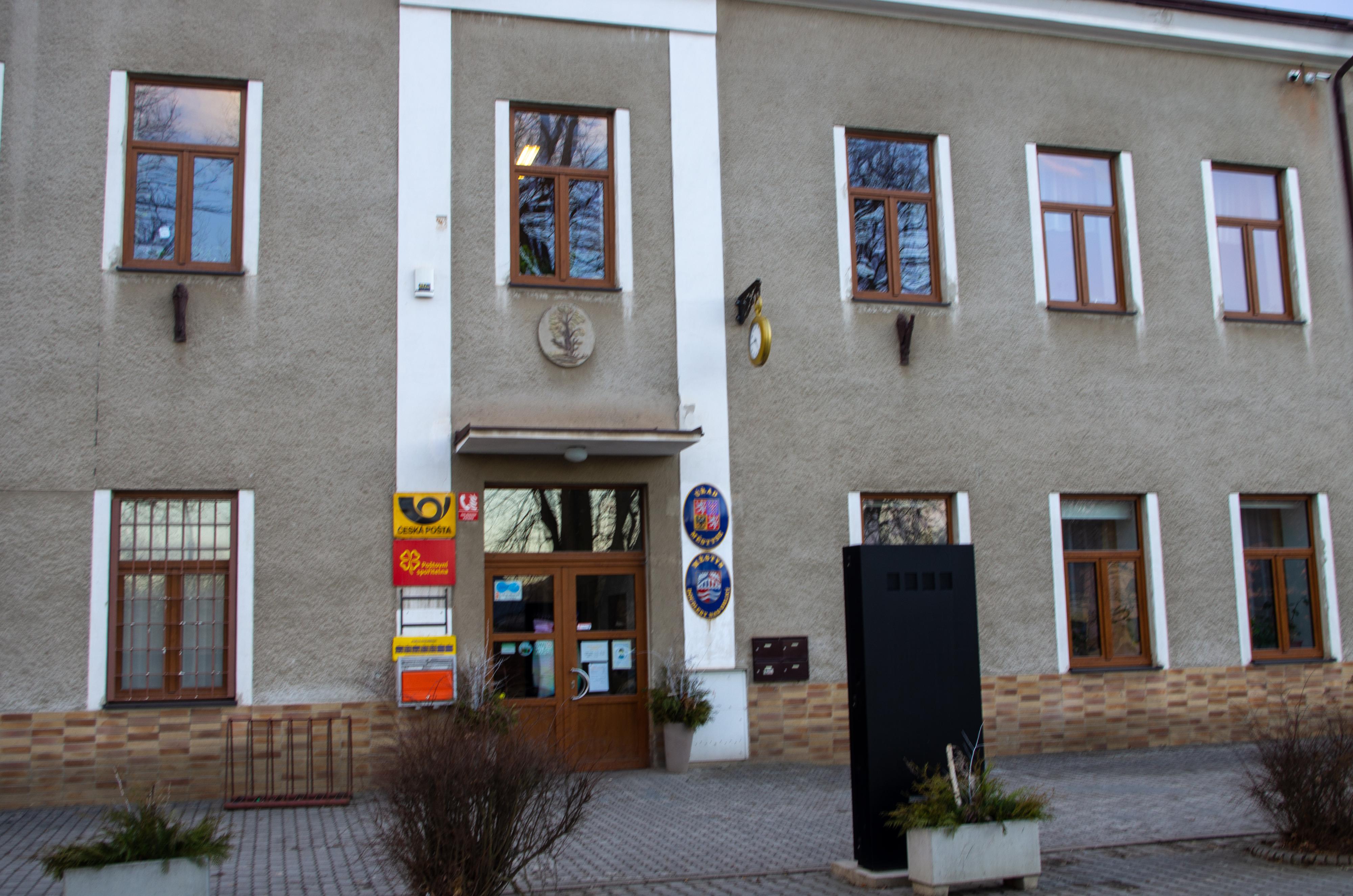 Doudleby nad Orlicí - úřad městyse foto 3