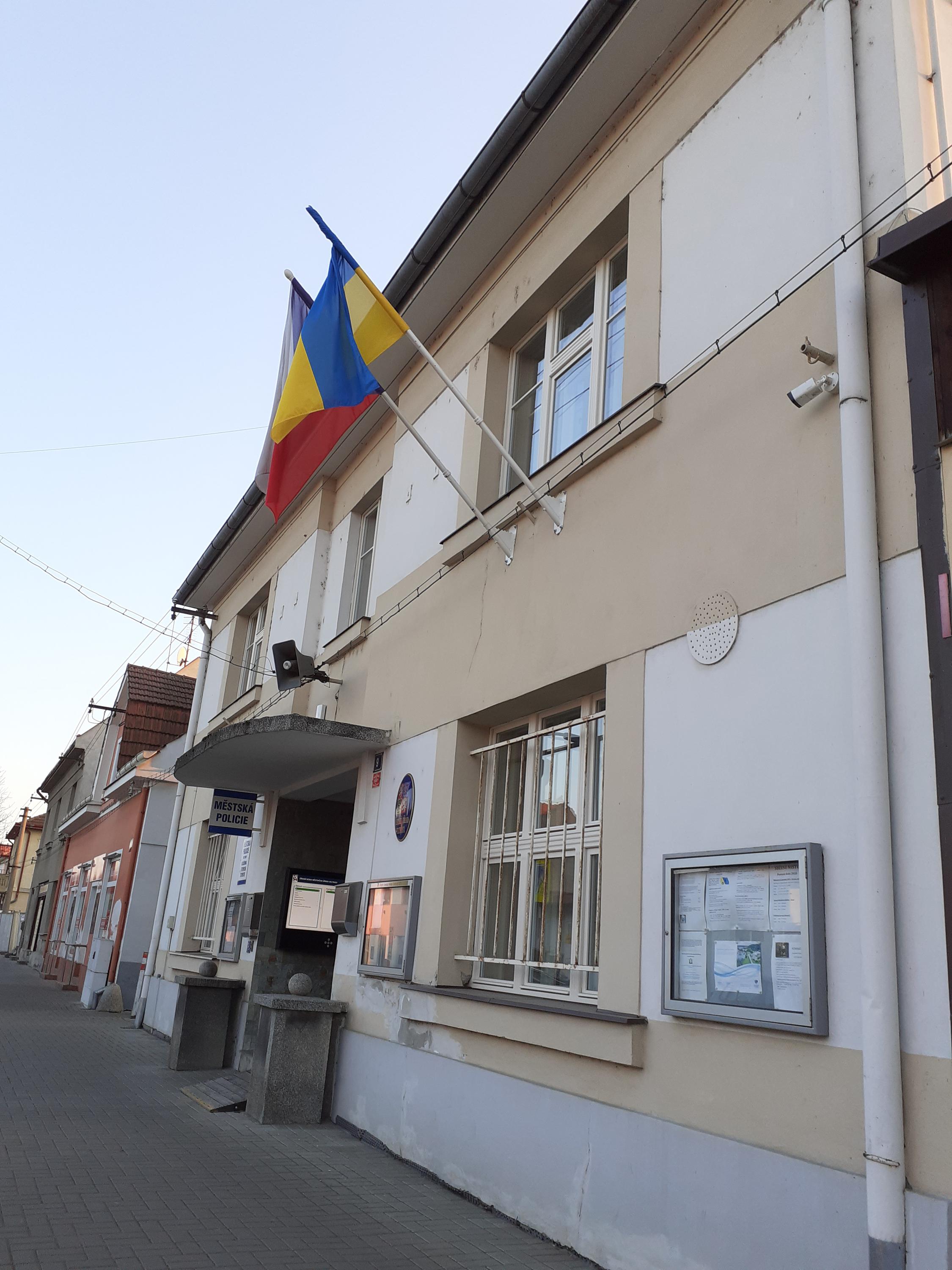 Veltrusy - městský úřad foto 3