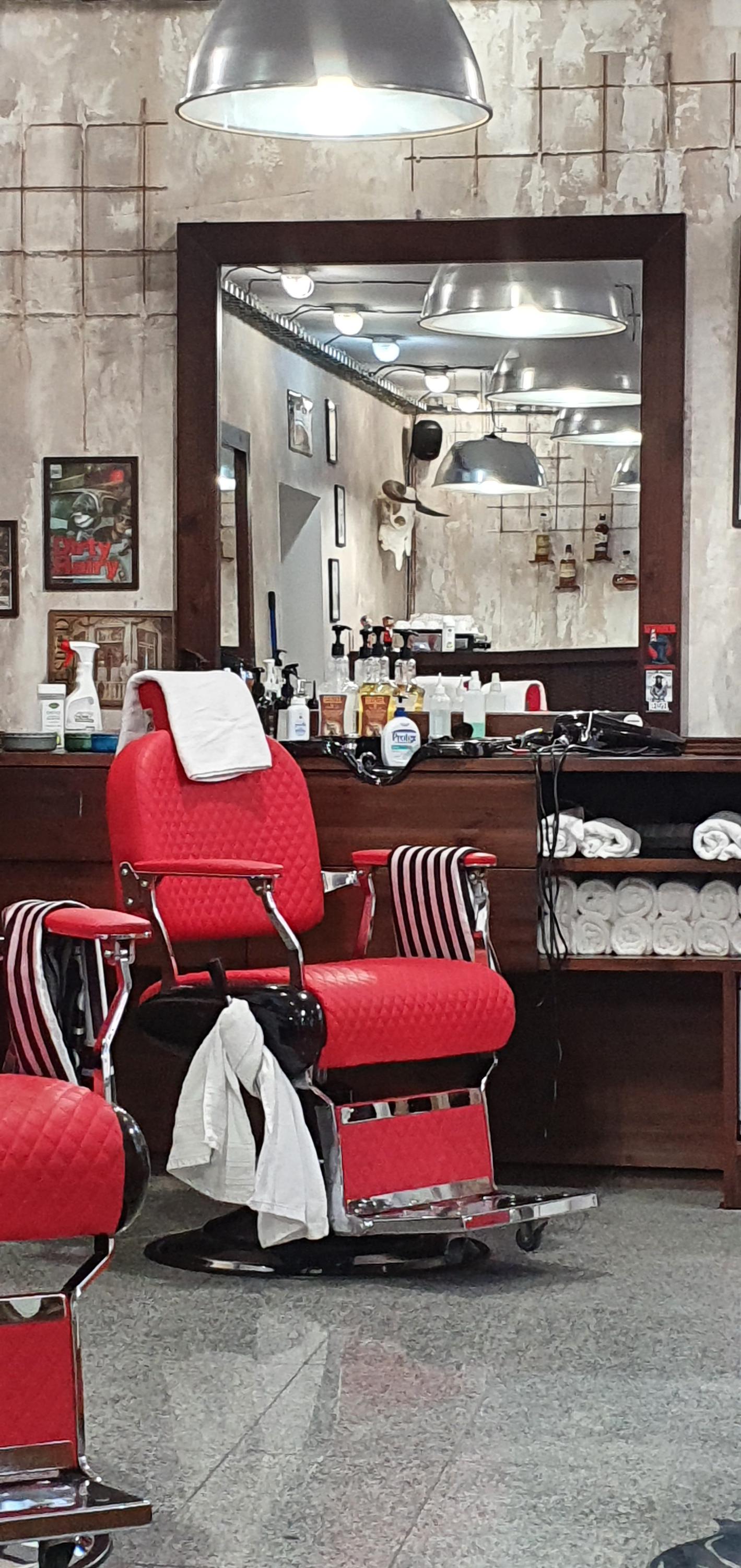 Rebell Barbers foto 3