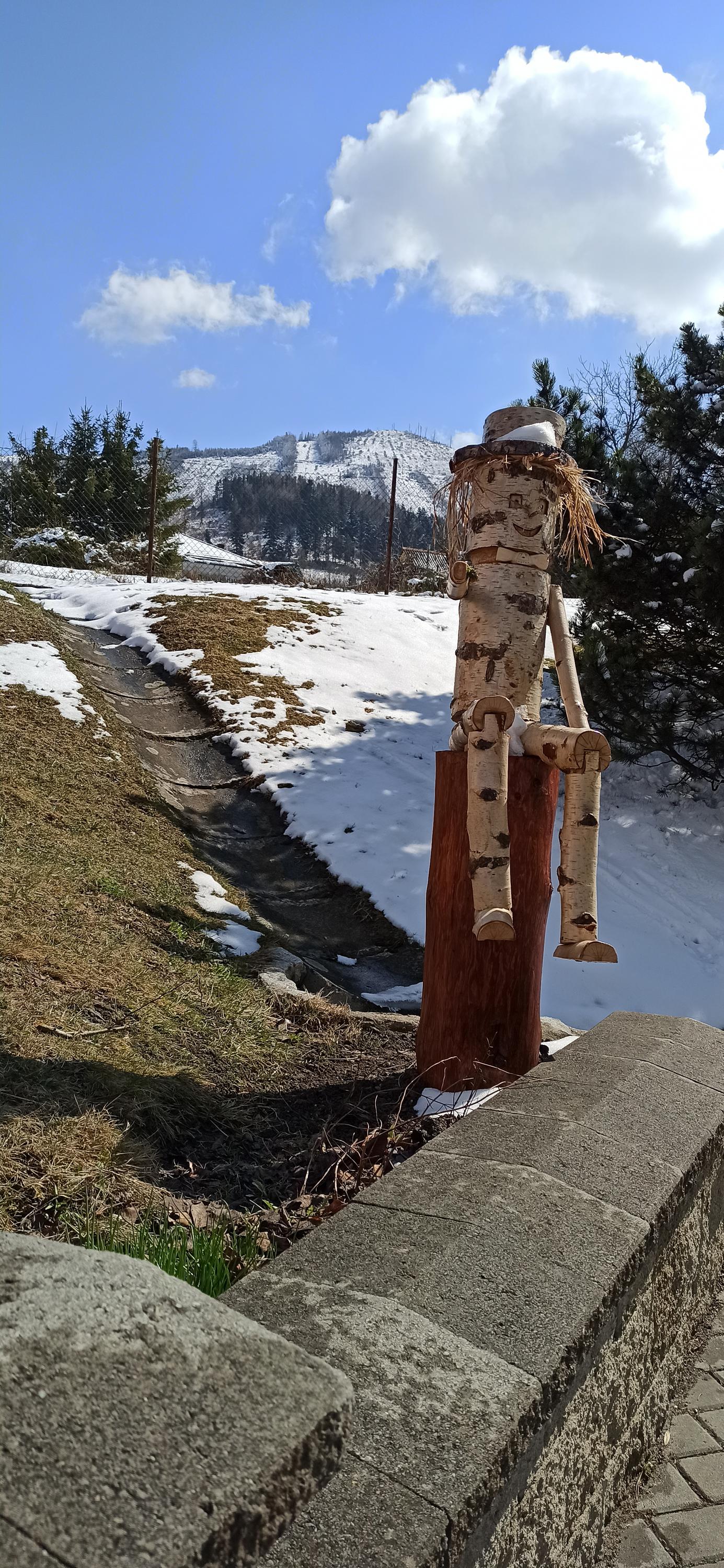 Lhotka - obecní úřad foto 2