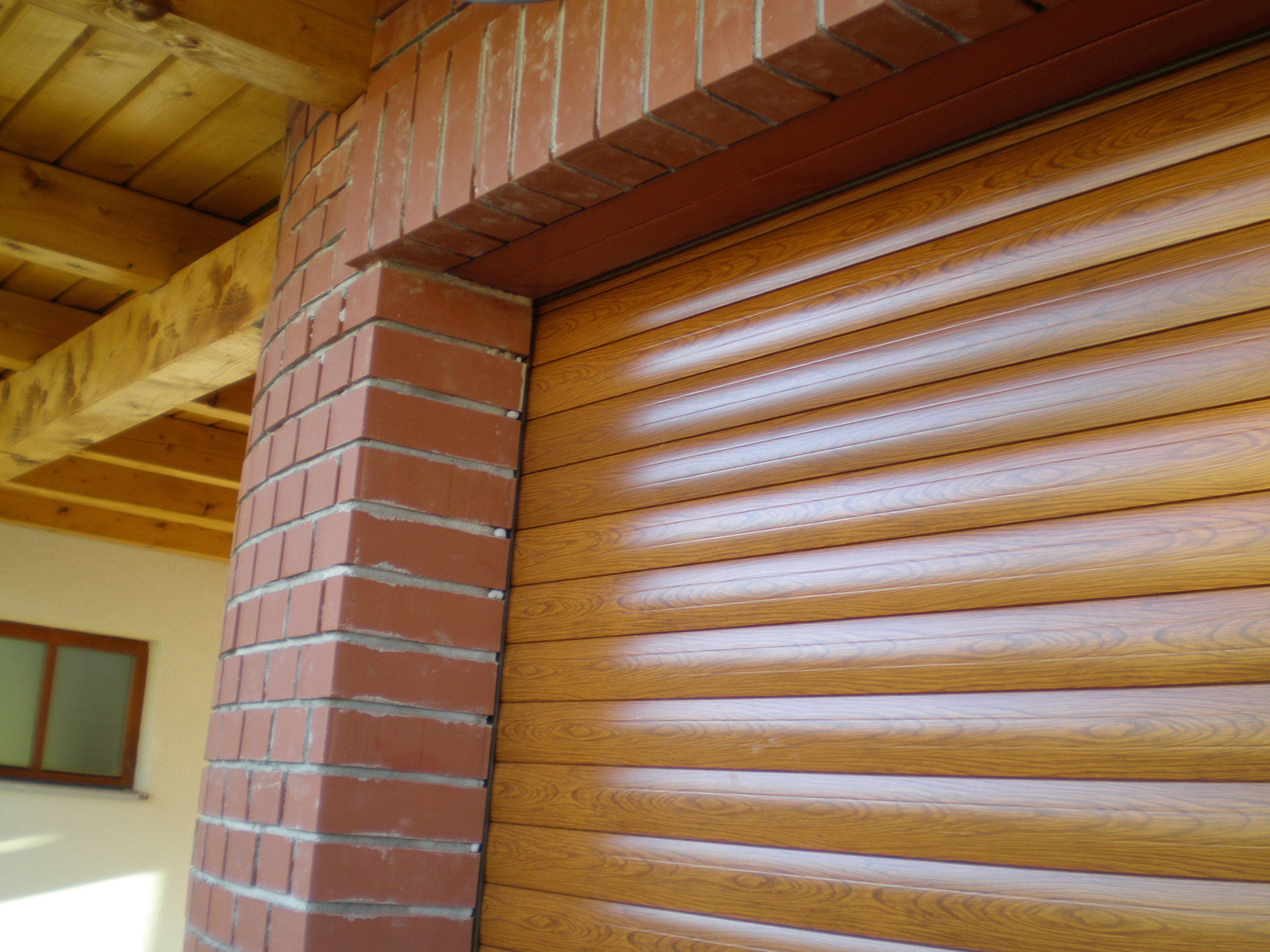 ALUPRA s.r.o. - rolety, vrata, mříže foto 3