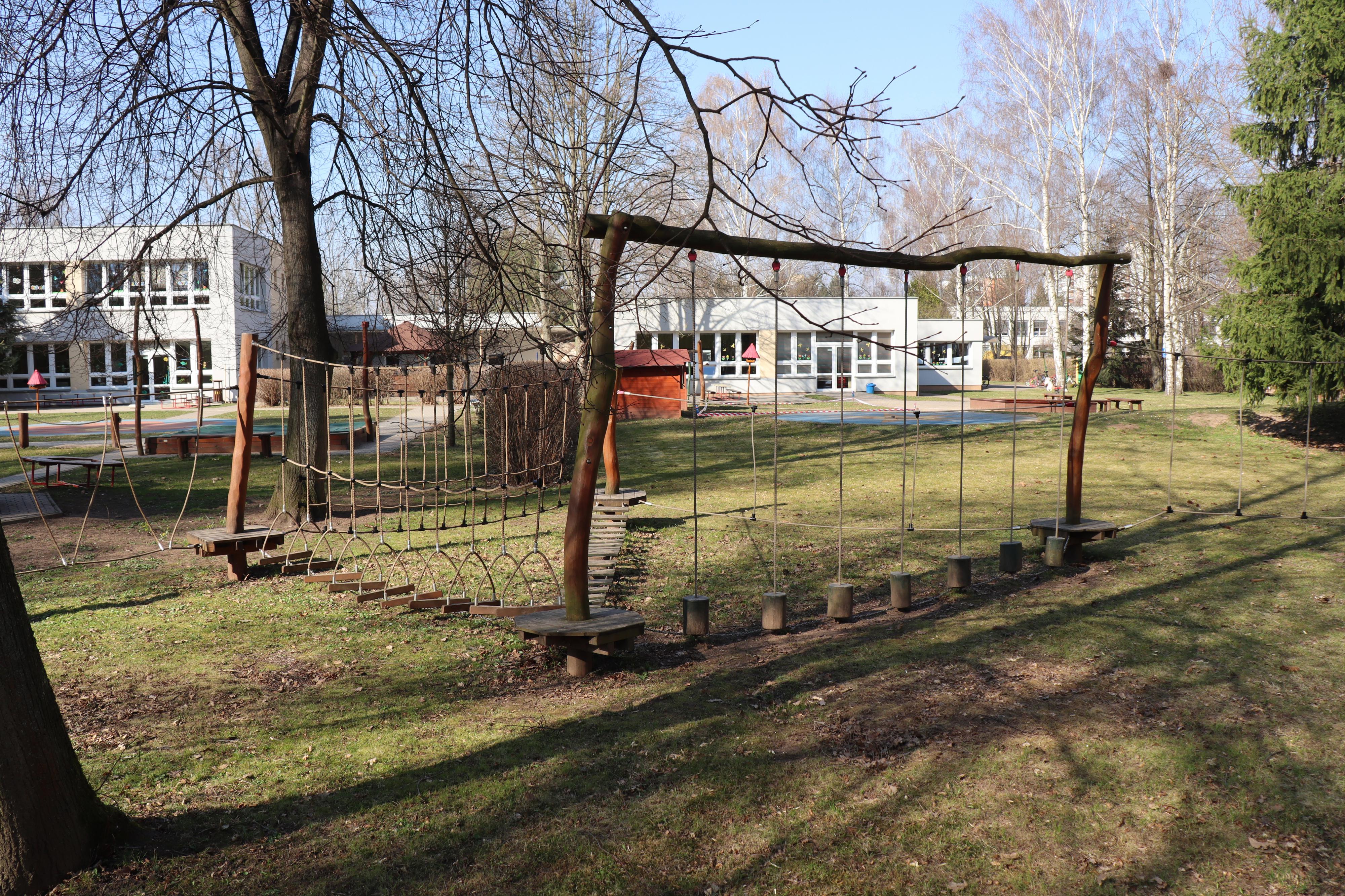 Mateřská škola Pardubice-Polabiny, Brožíkova 450 foto 3