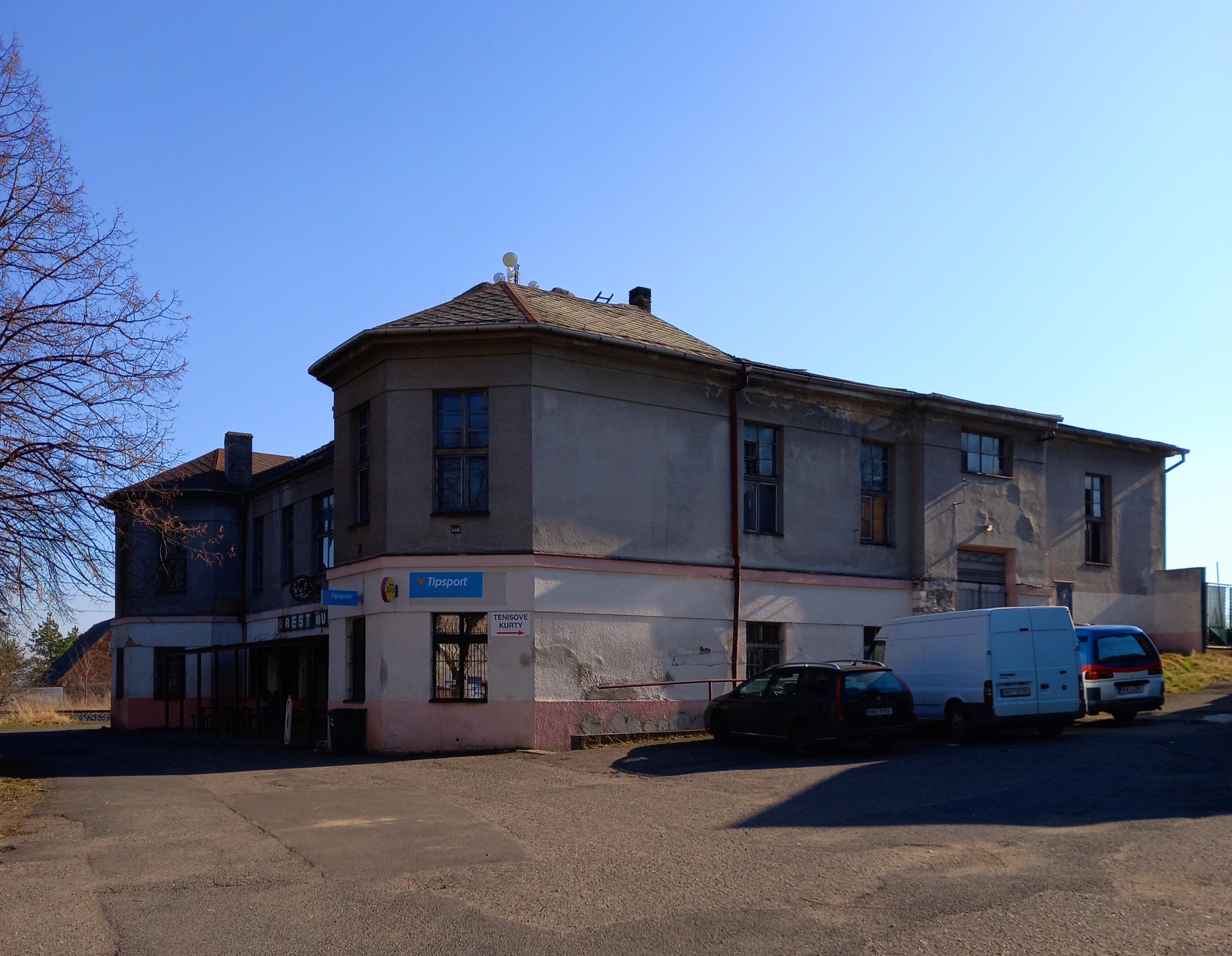 Restaurace nám. Republiky 588