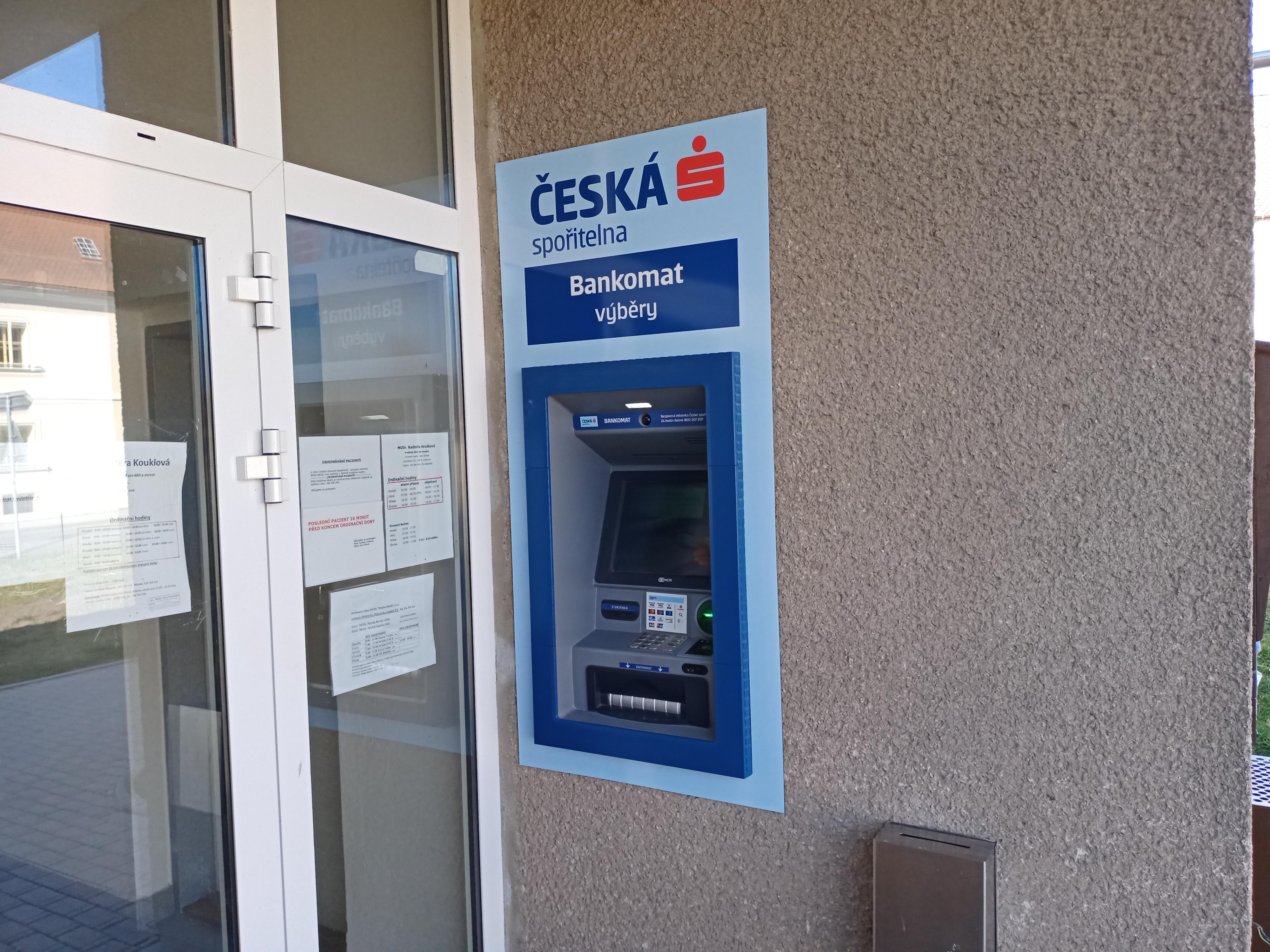 Bankomat České spořitelny foto 2