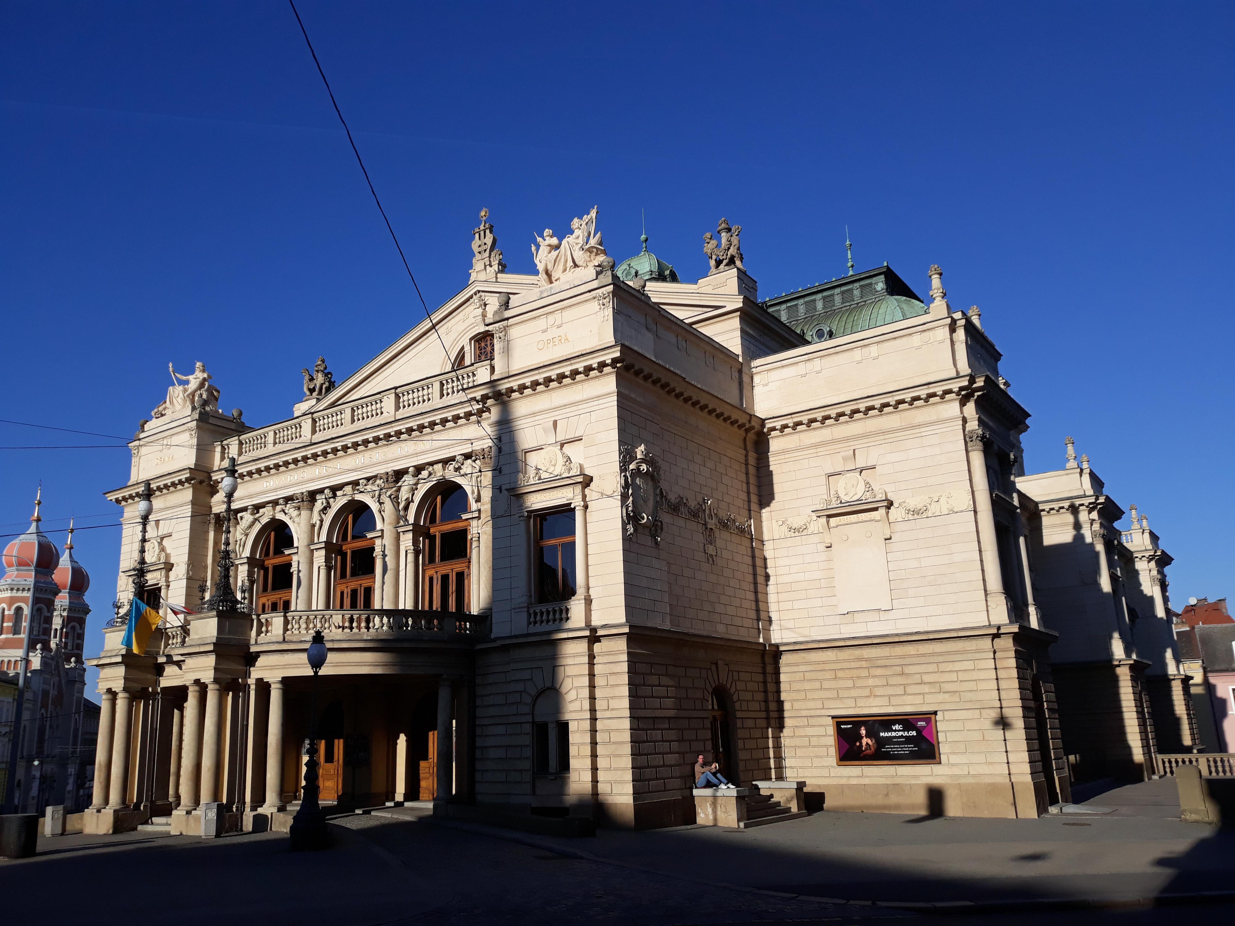 Divadlo J. K. Tyla - Velké divadlo foto 6