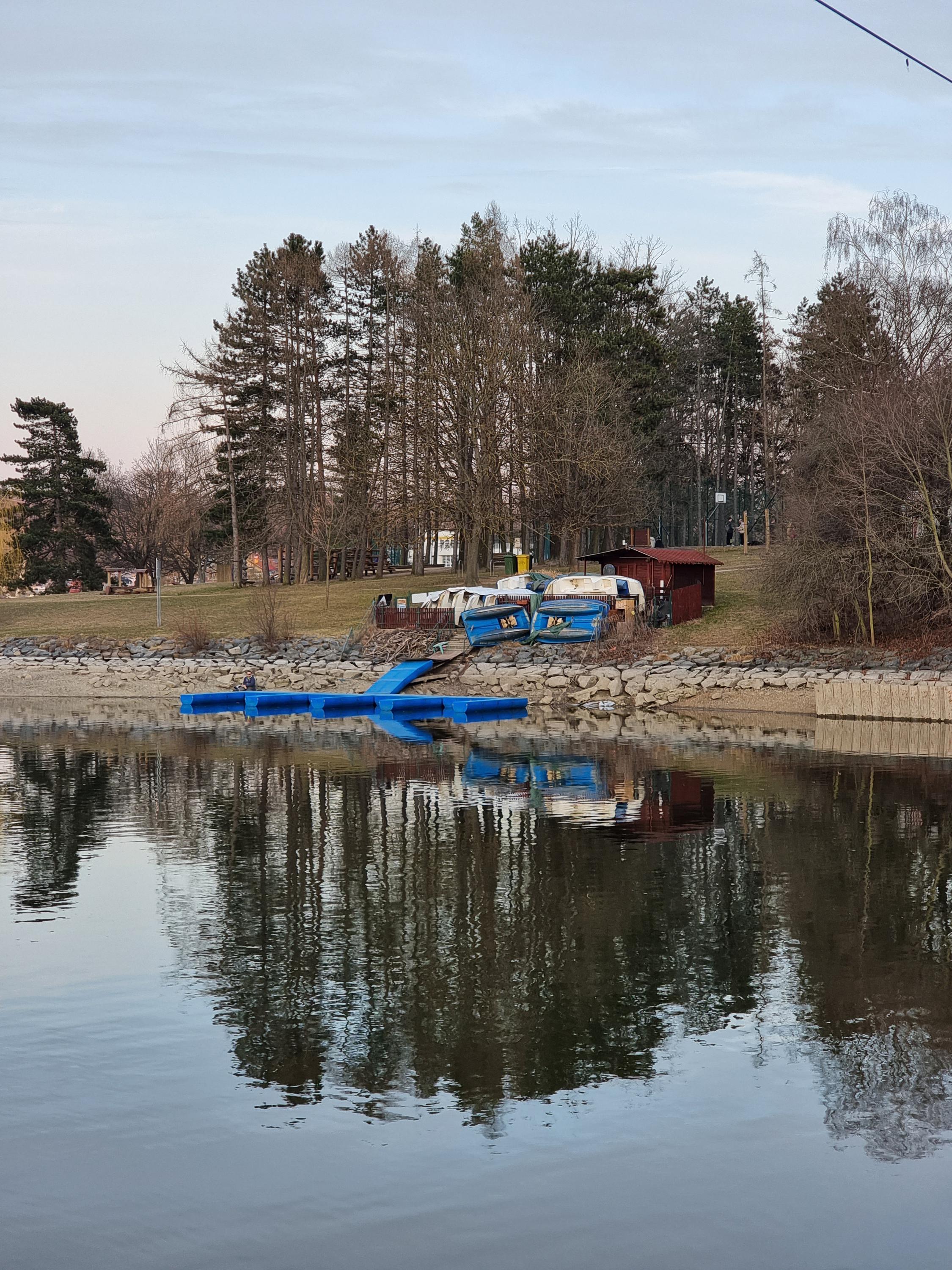 Půjčovna šlapadel a paddleboardů U sirky foto 5