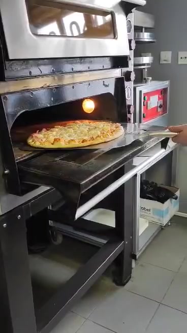 Pizza Christe foto 2 (náhled videa)