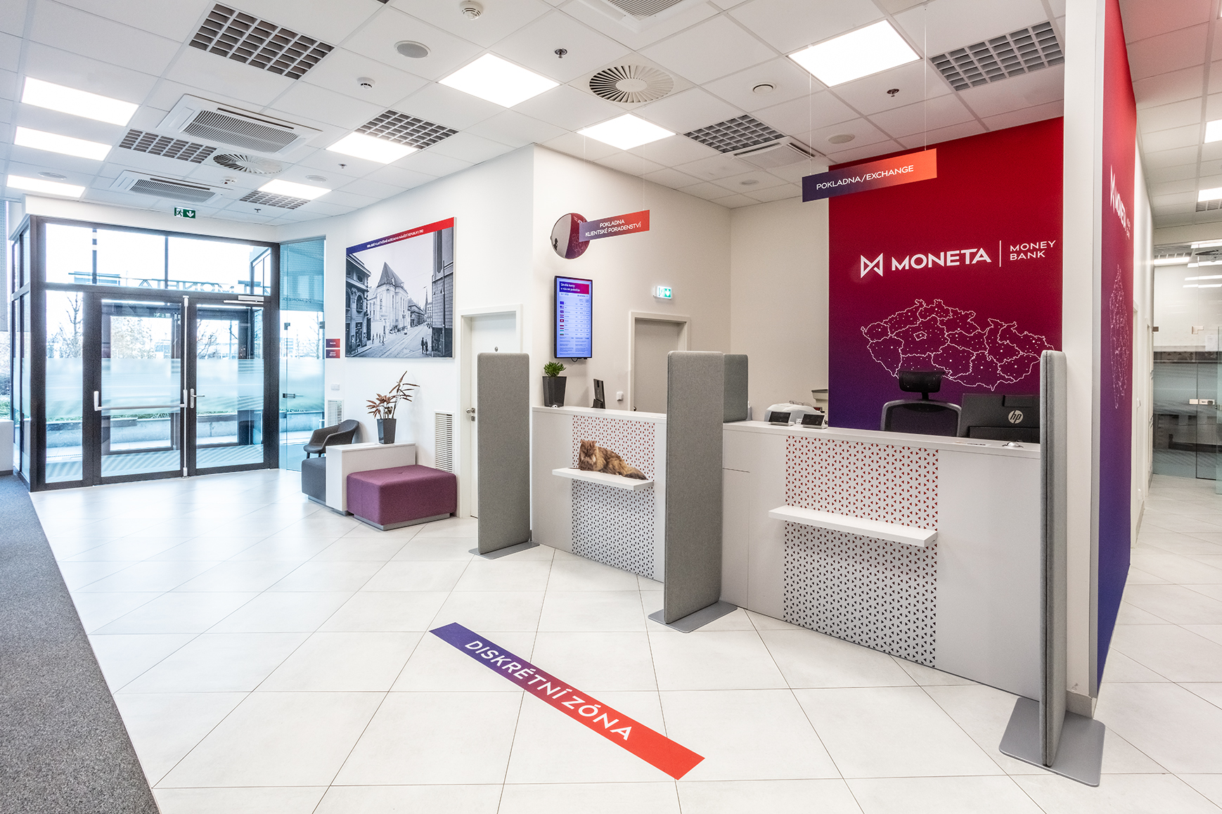 MONETA Money Bank foto 4