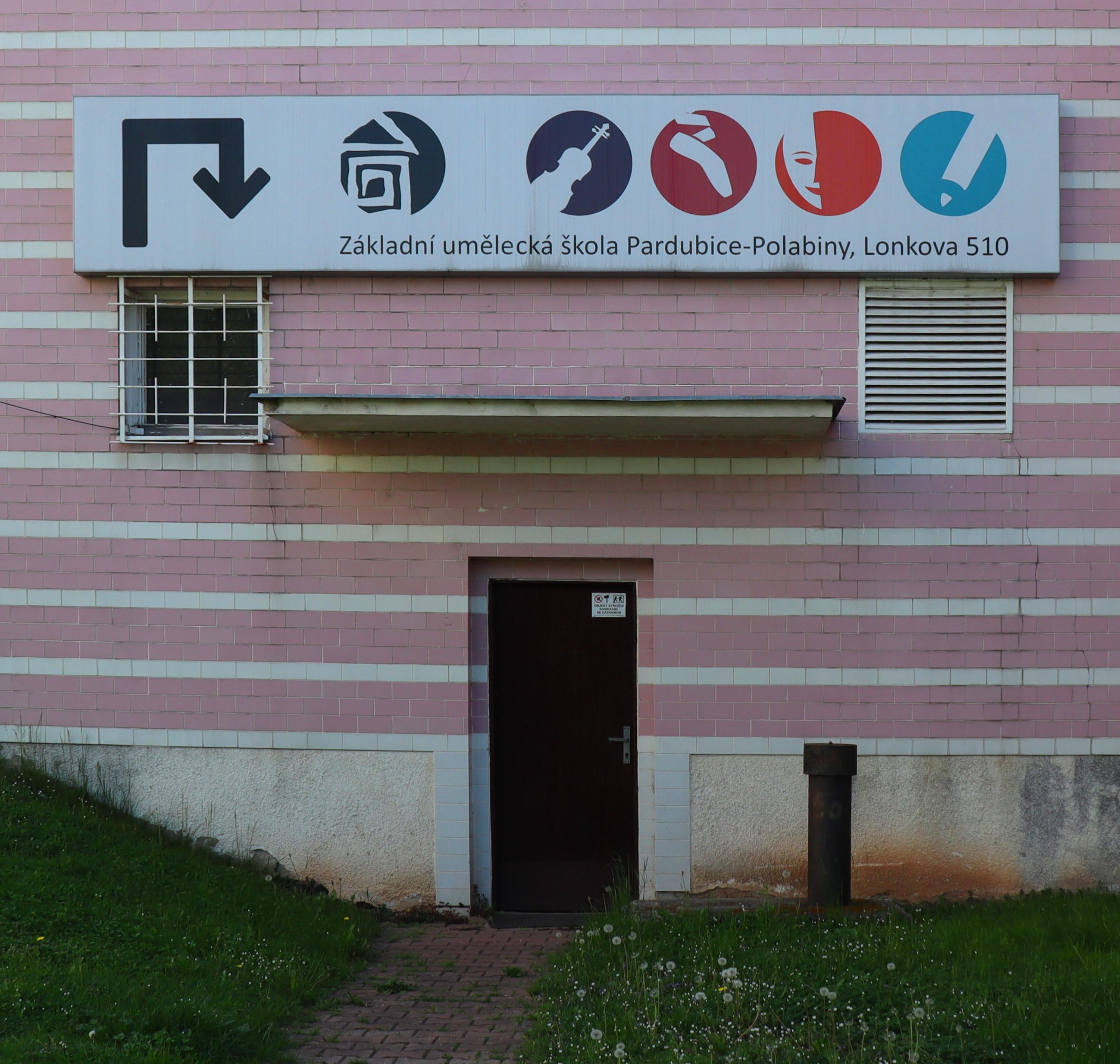 Základní umělecká škola Pardubice-Polabiny, Lonkova 510 foto 3