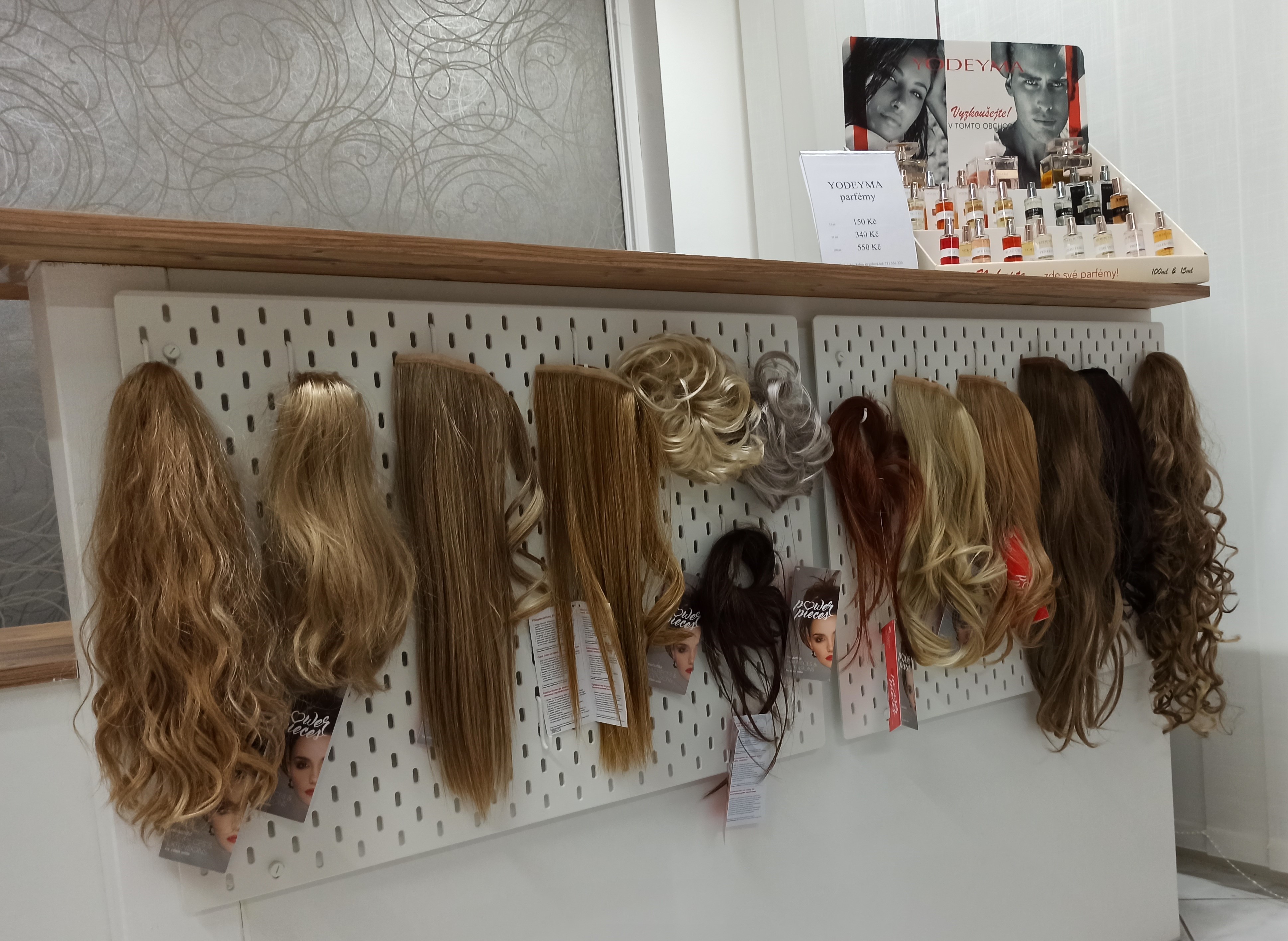 Paruky salon Rygulová foto 3