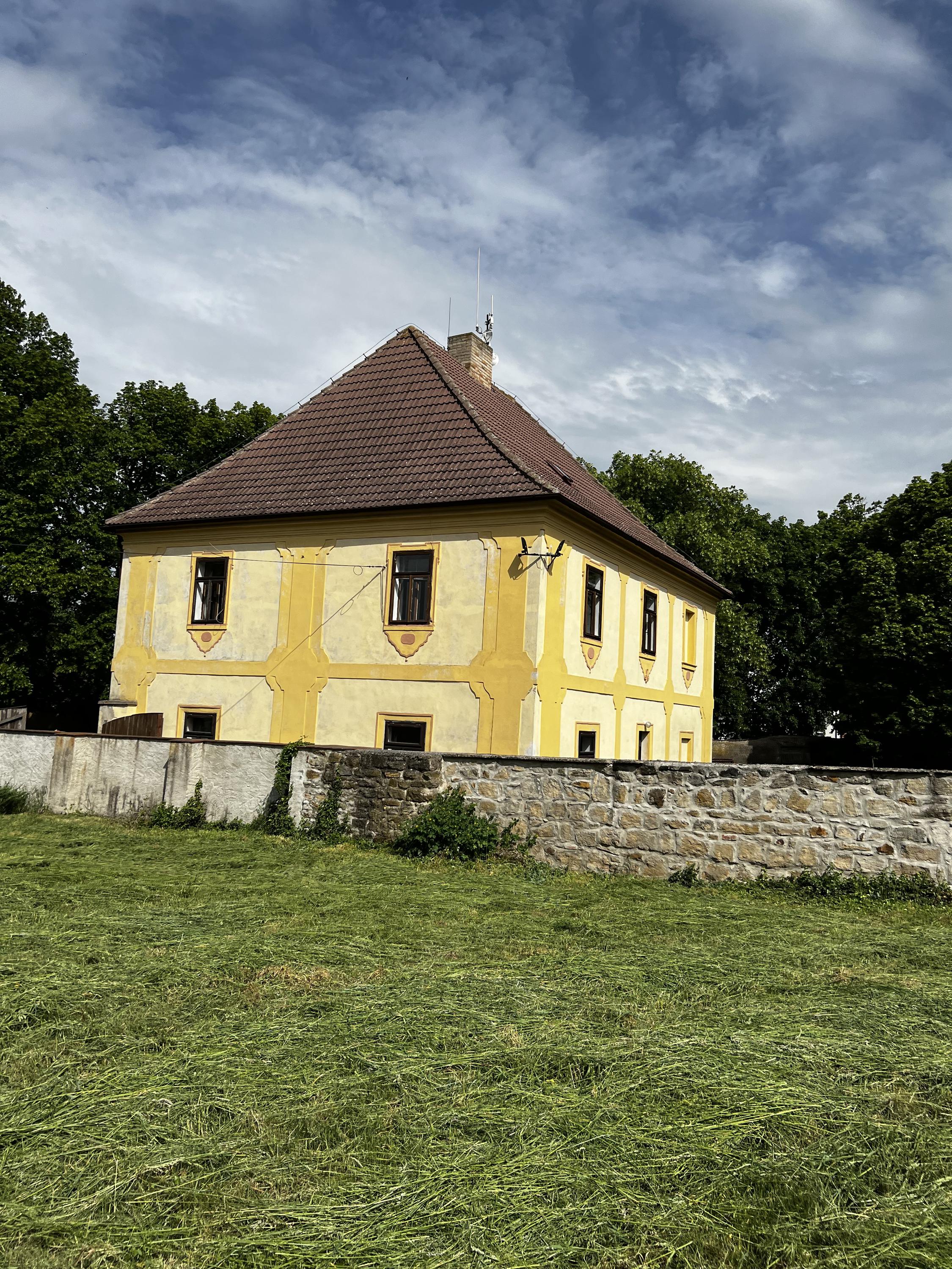 Vyšehořovice - obecní úřad foto 3