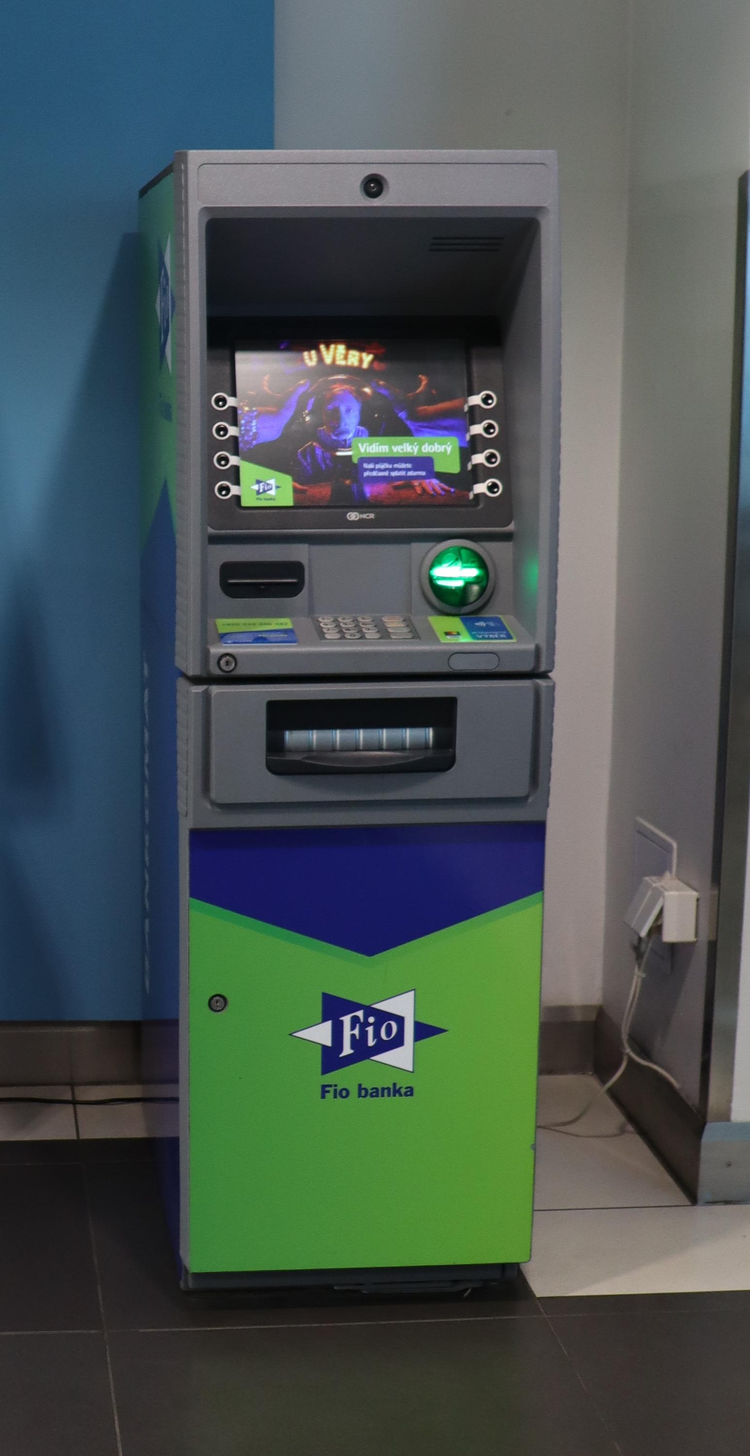 Bankomat Fio banky foto 4